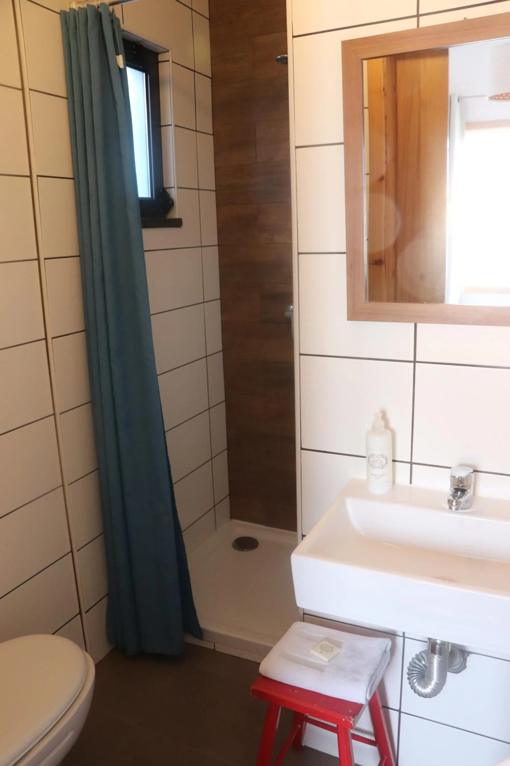 Porto Pim Guest House