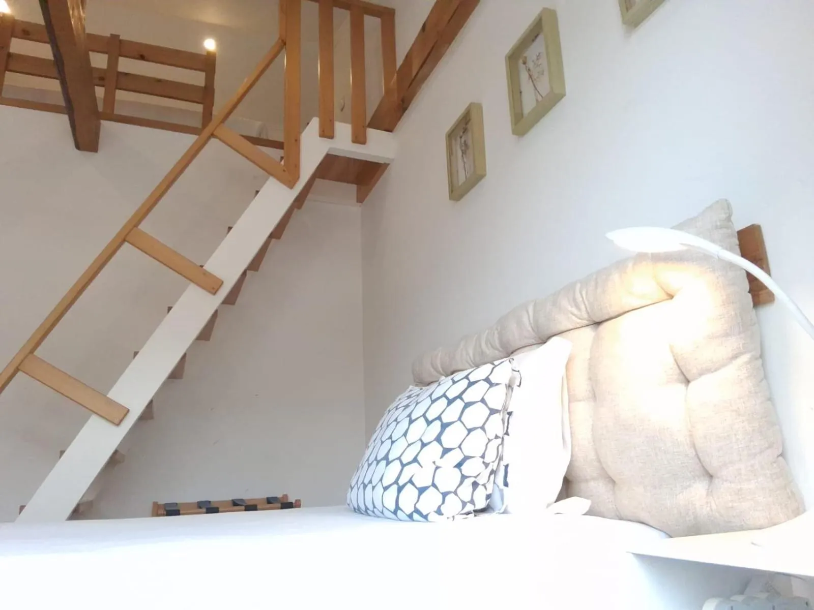 Porto Pim Guest House