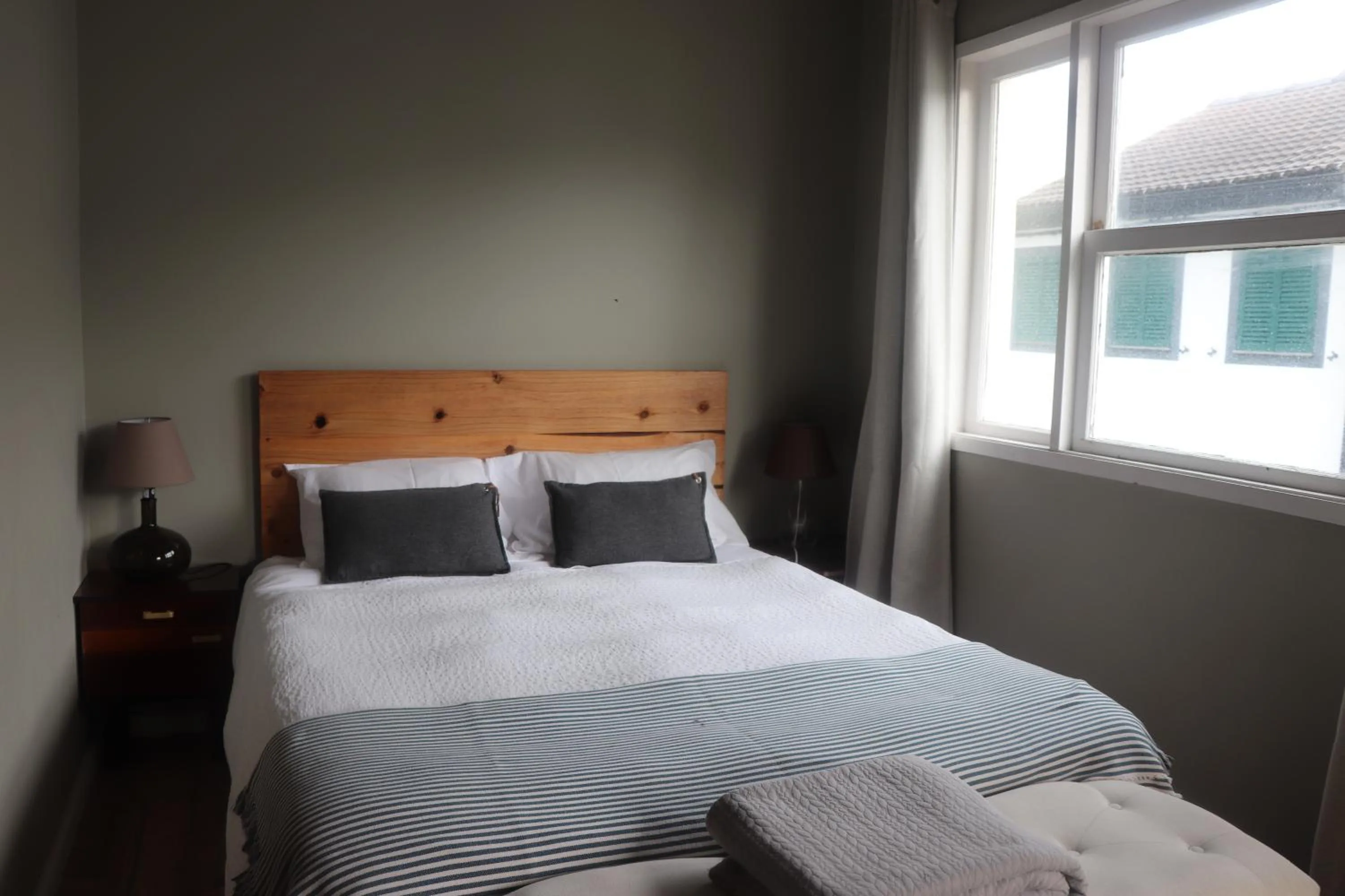 Photo of the whole room, Bed in Porto Pim Guest House