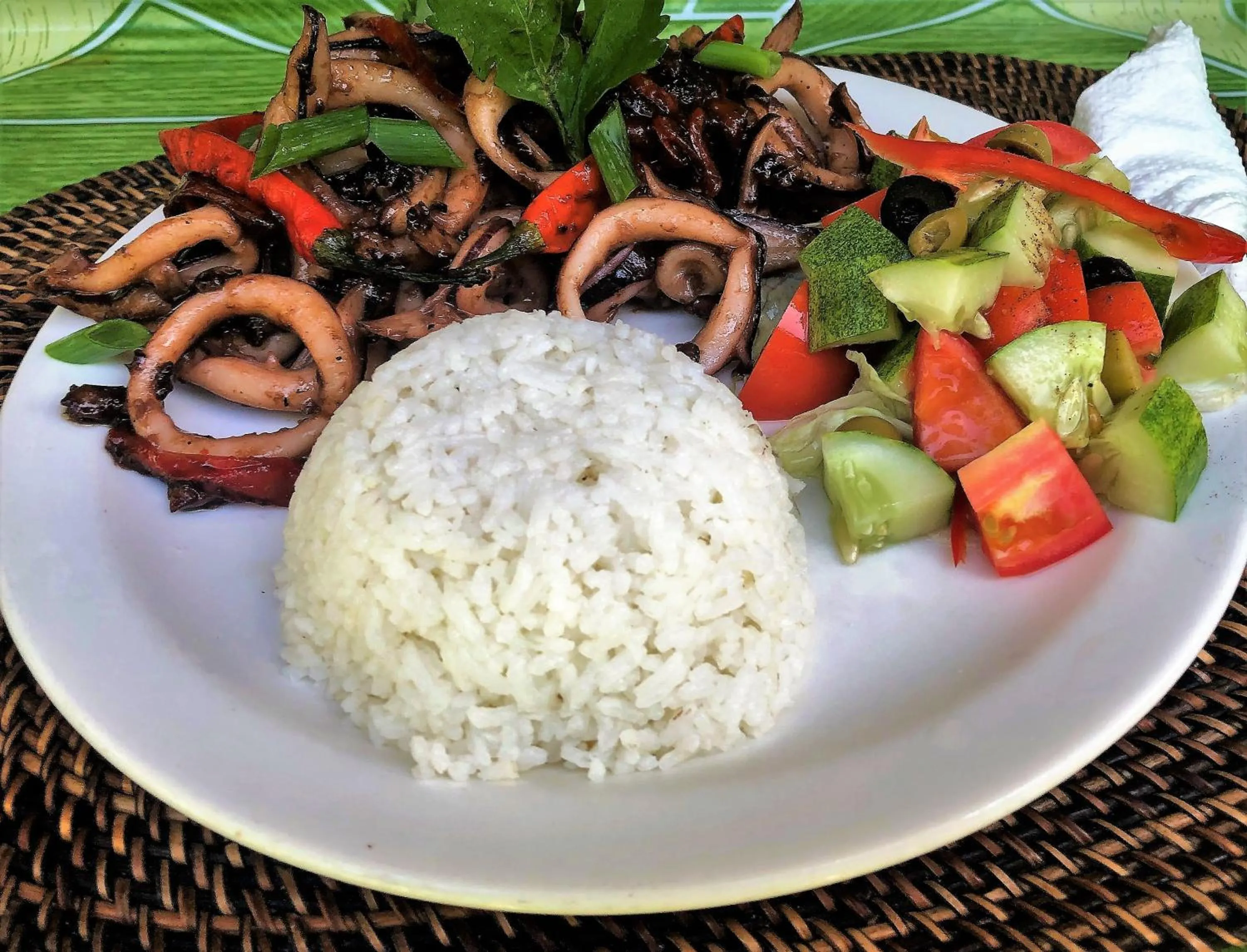 Food in White Beach Front and Cottages