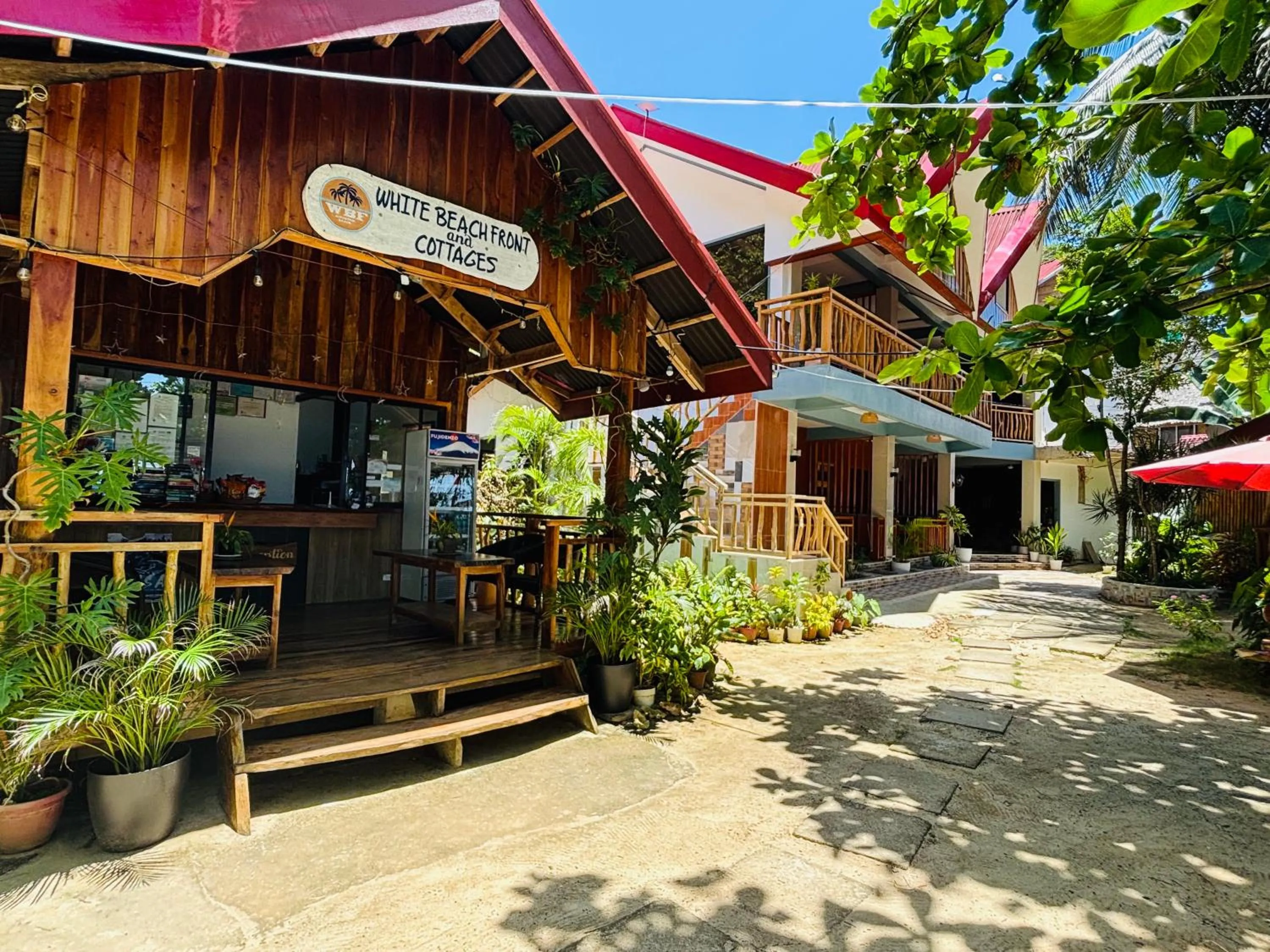 Property building in White Beach Front and Cottages