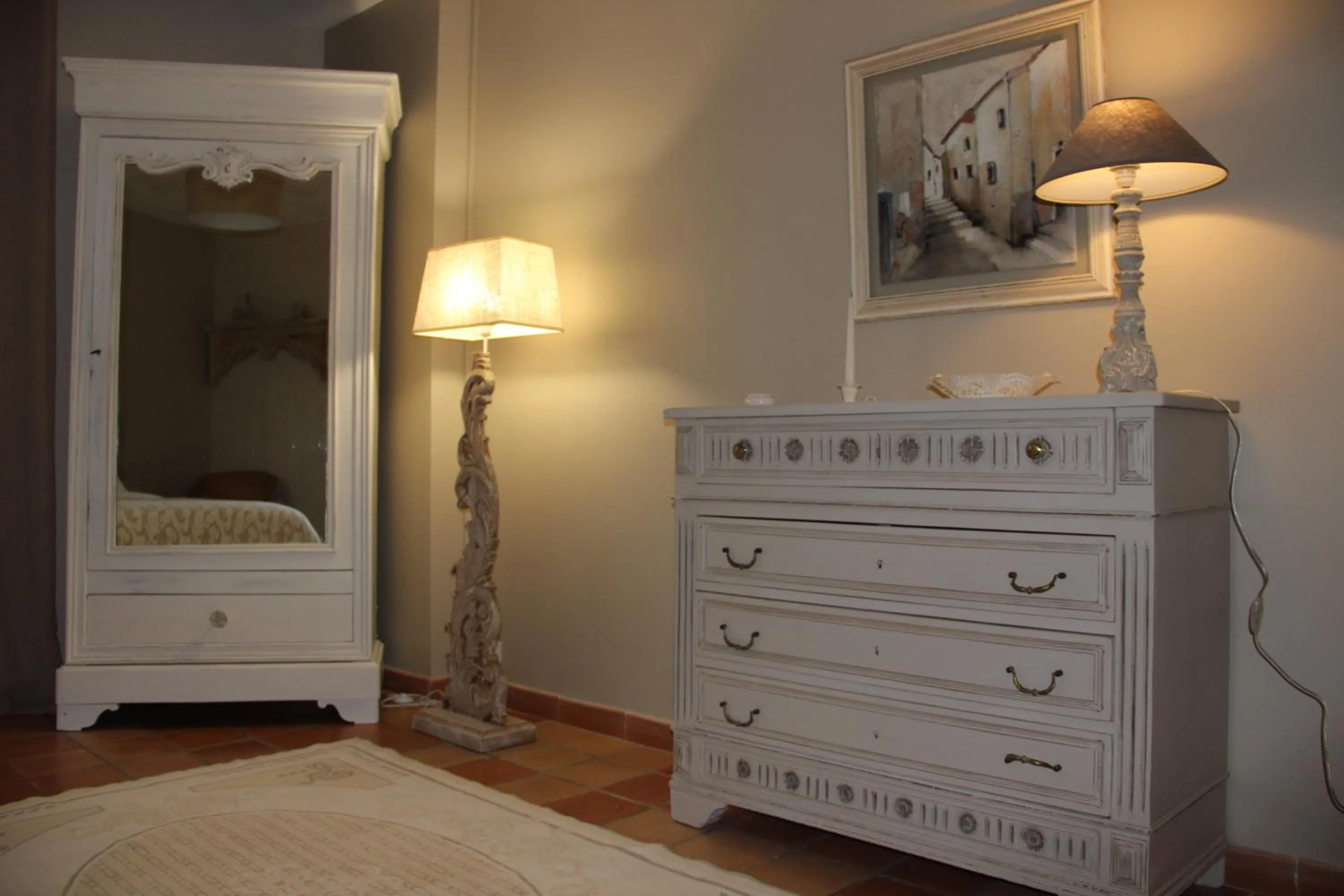 Decorative detail, Bed in La Bastide du Bouchou