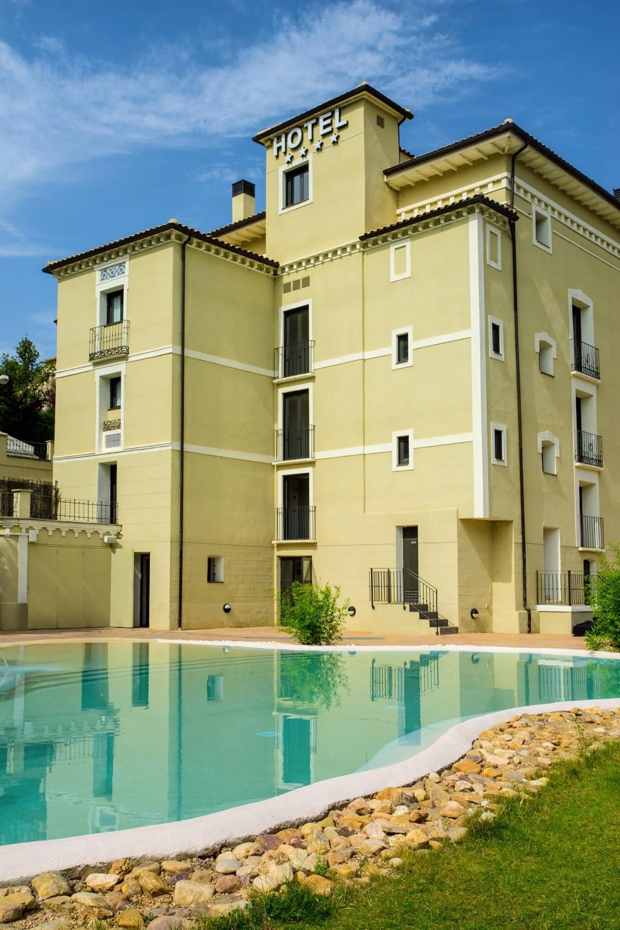 Property building in Hotel Balneario Alhama de Aragón