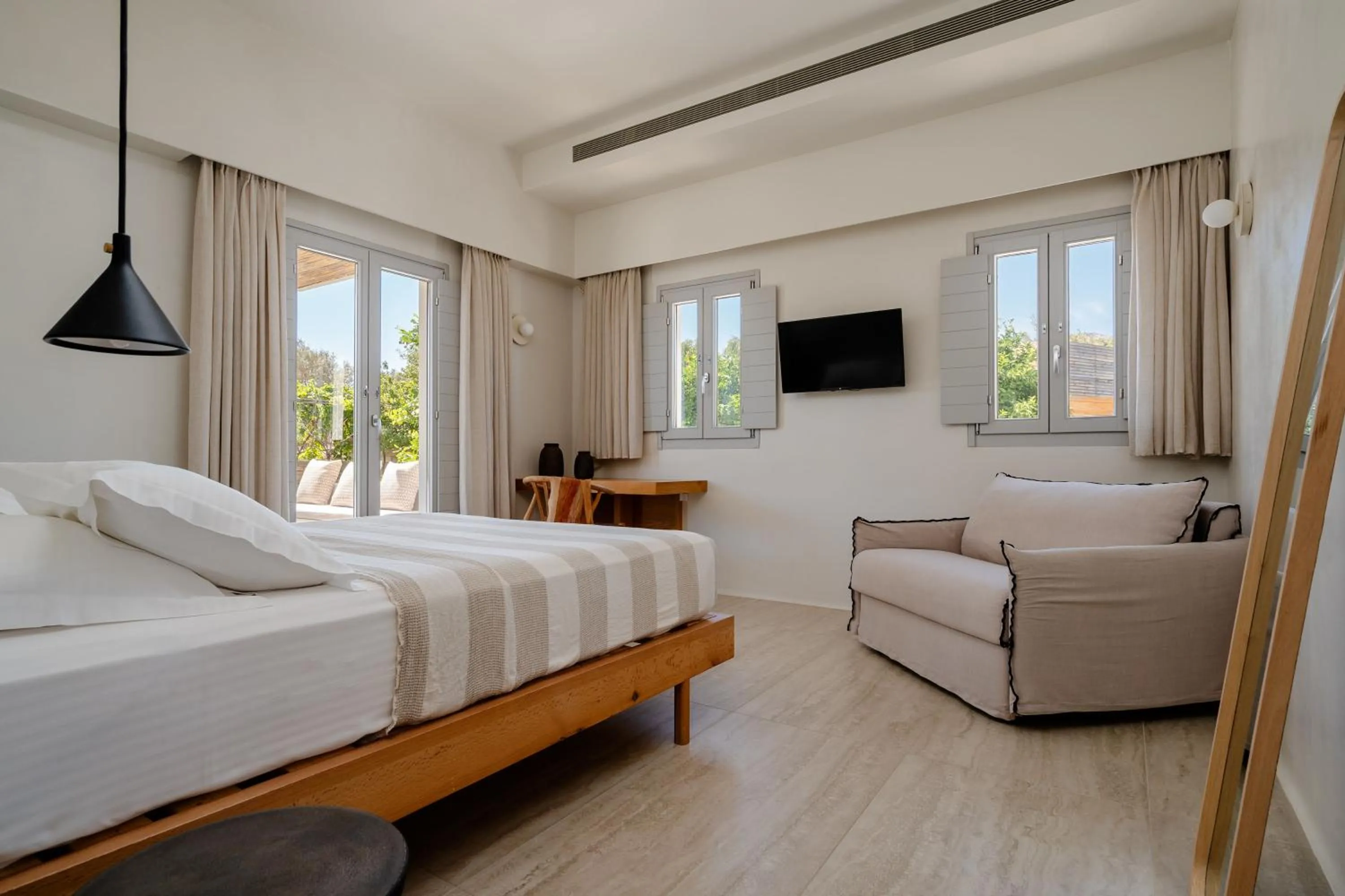 Bedroom, Bed in Ostria Inn