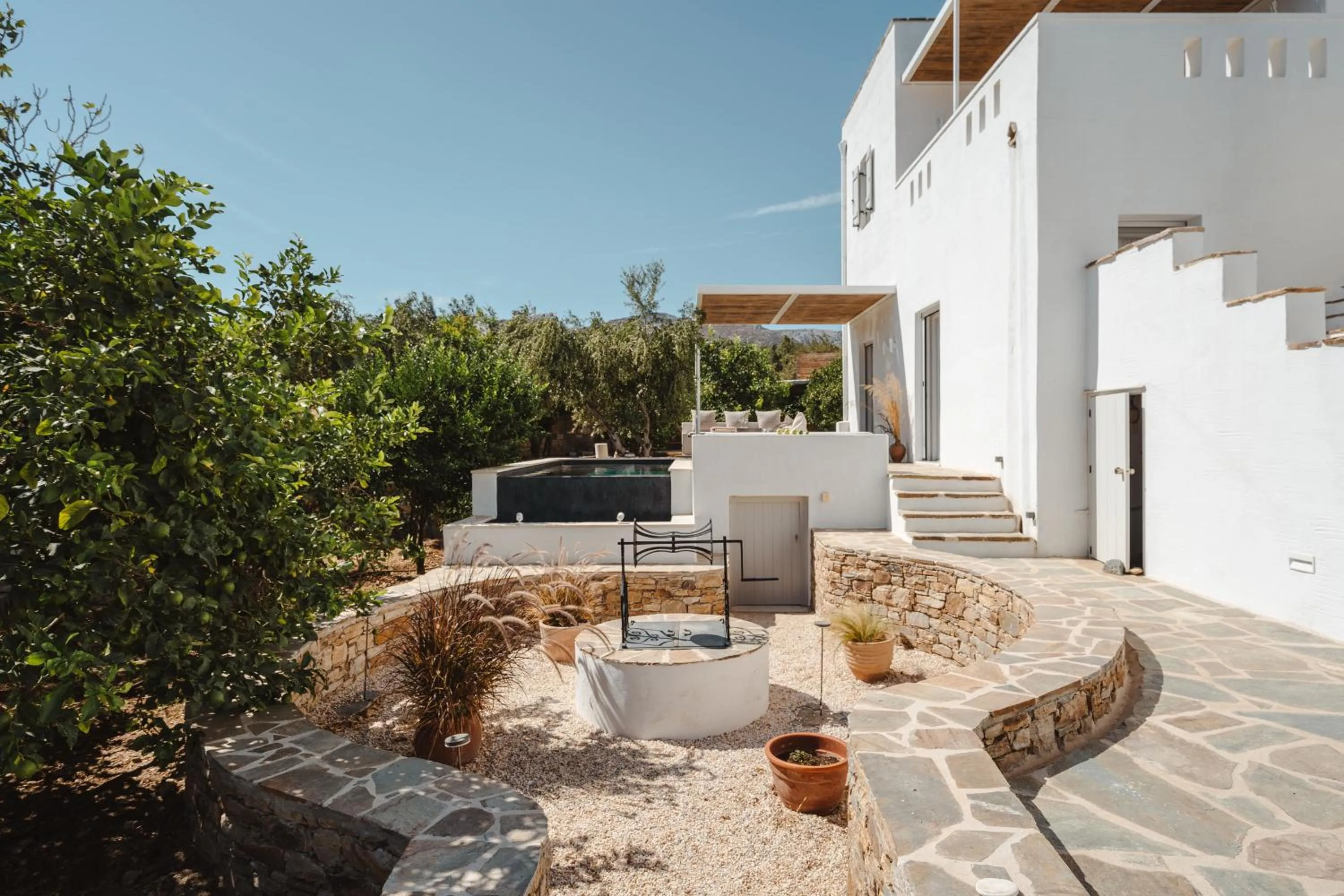 Garden in Ostria Inn