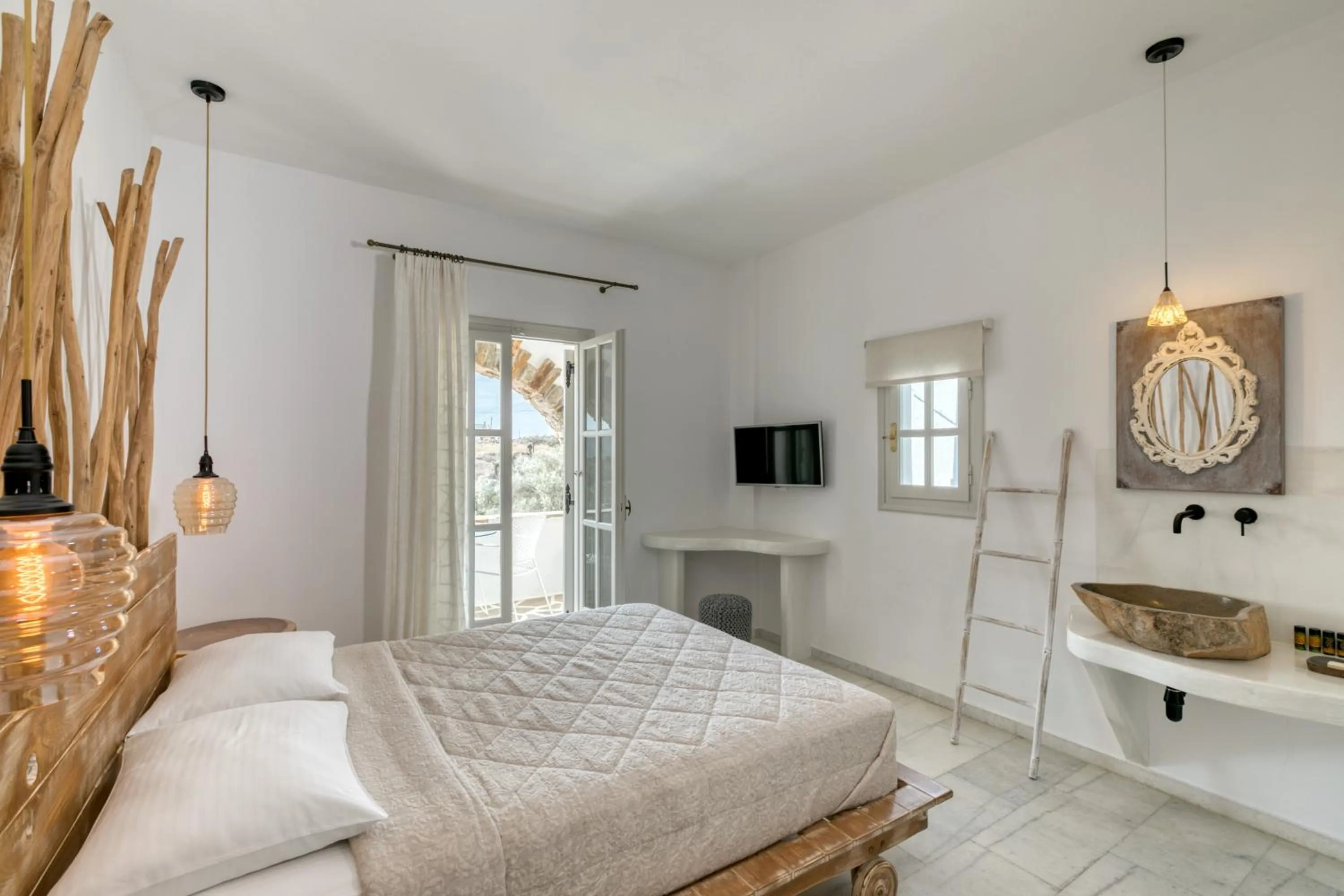 Bedroom, Bed in Ostria Inn