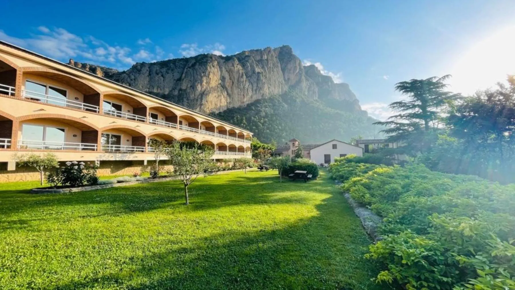 Property building in Hotel Can Boix de Peramola