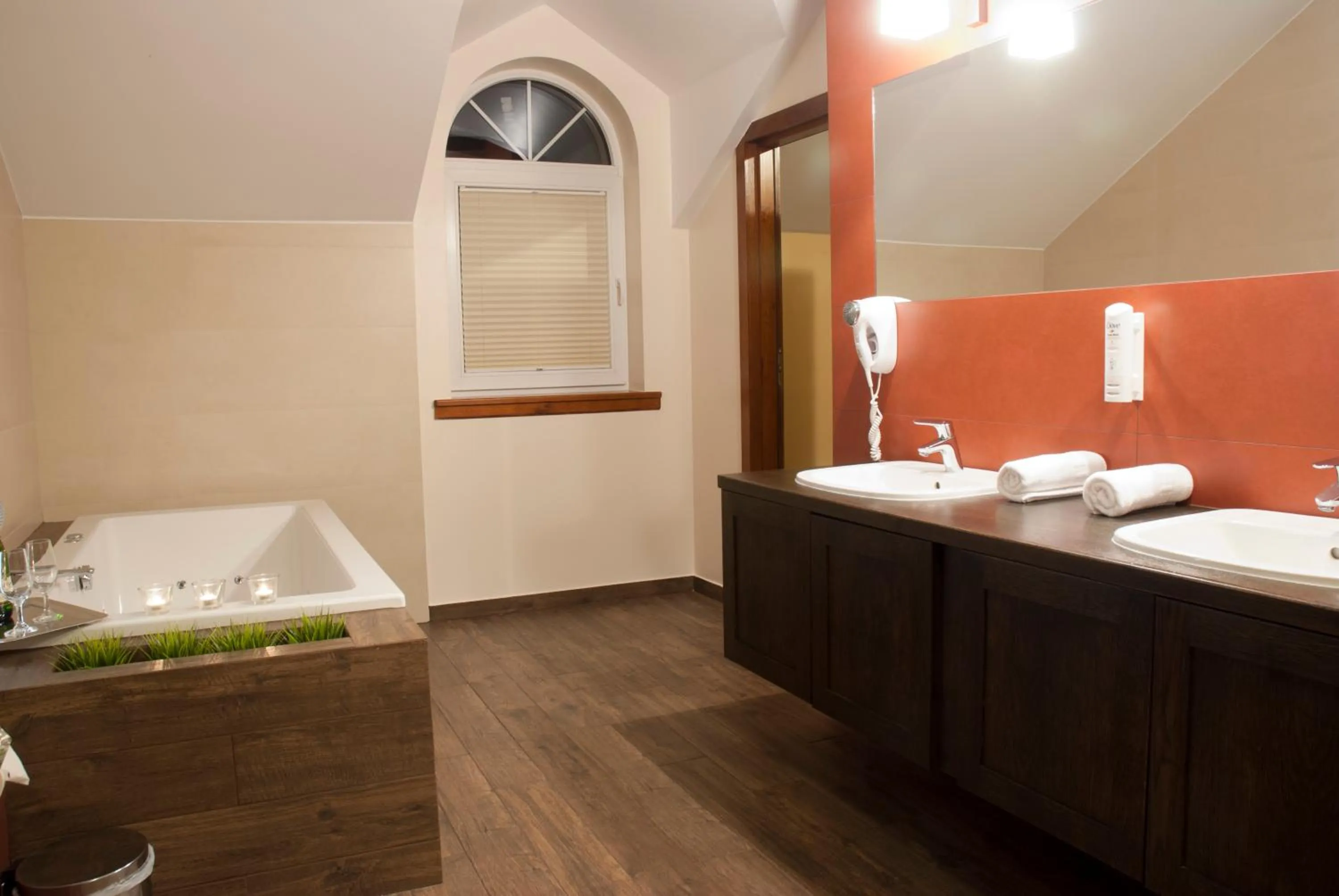 Photo of the whole room in Hotel Dwór Galicja