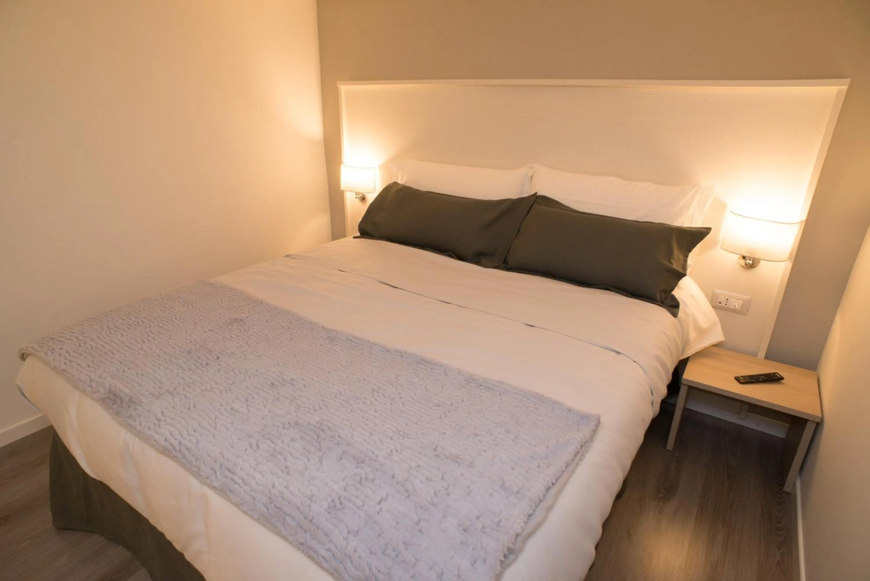 Bedroom in B&B Napolimilionaria Foria 242