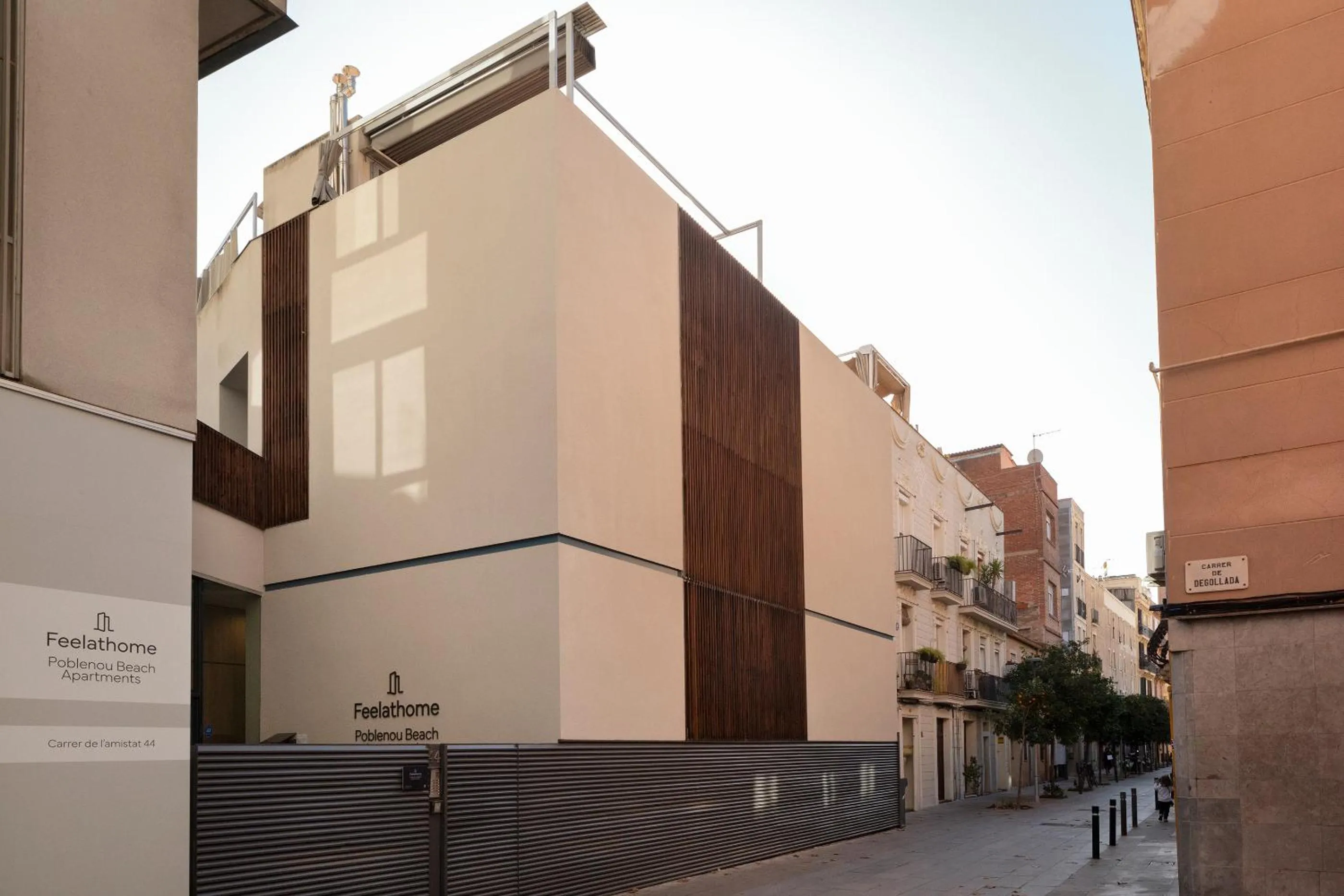 Property building in Feelathome Poblenou Beach Apartments