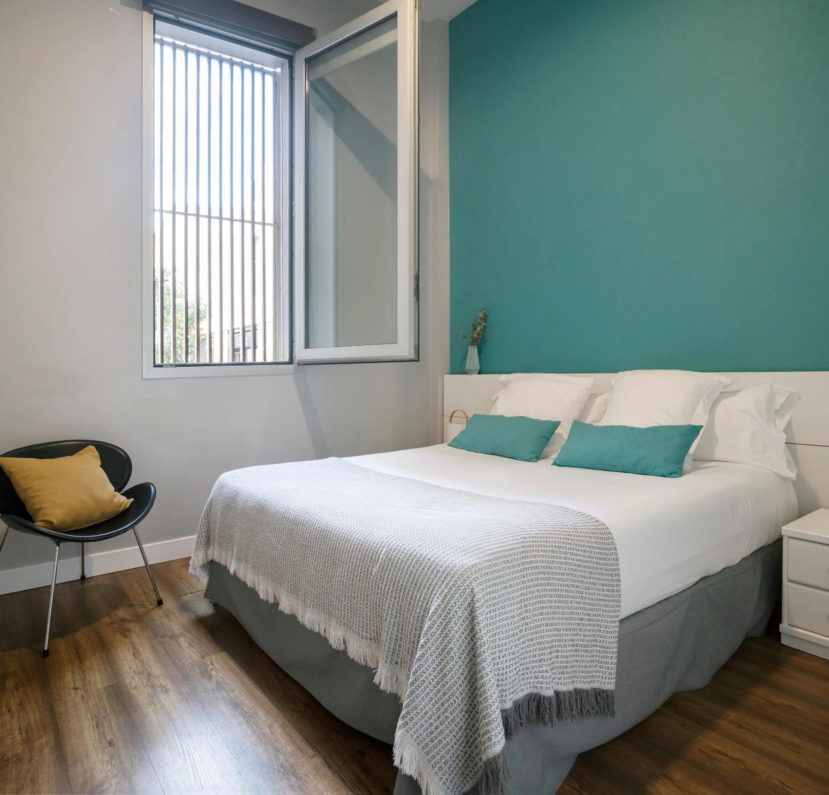 Bed in Feelathome Poblenou Beach Apartments