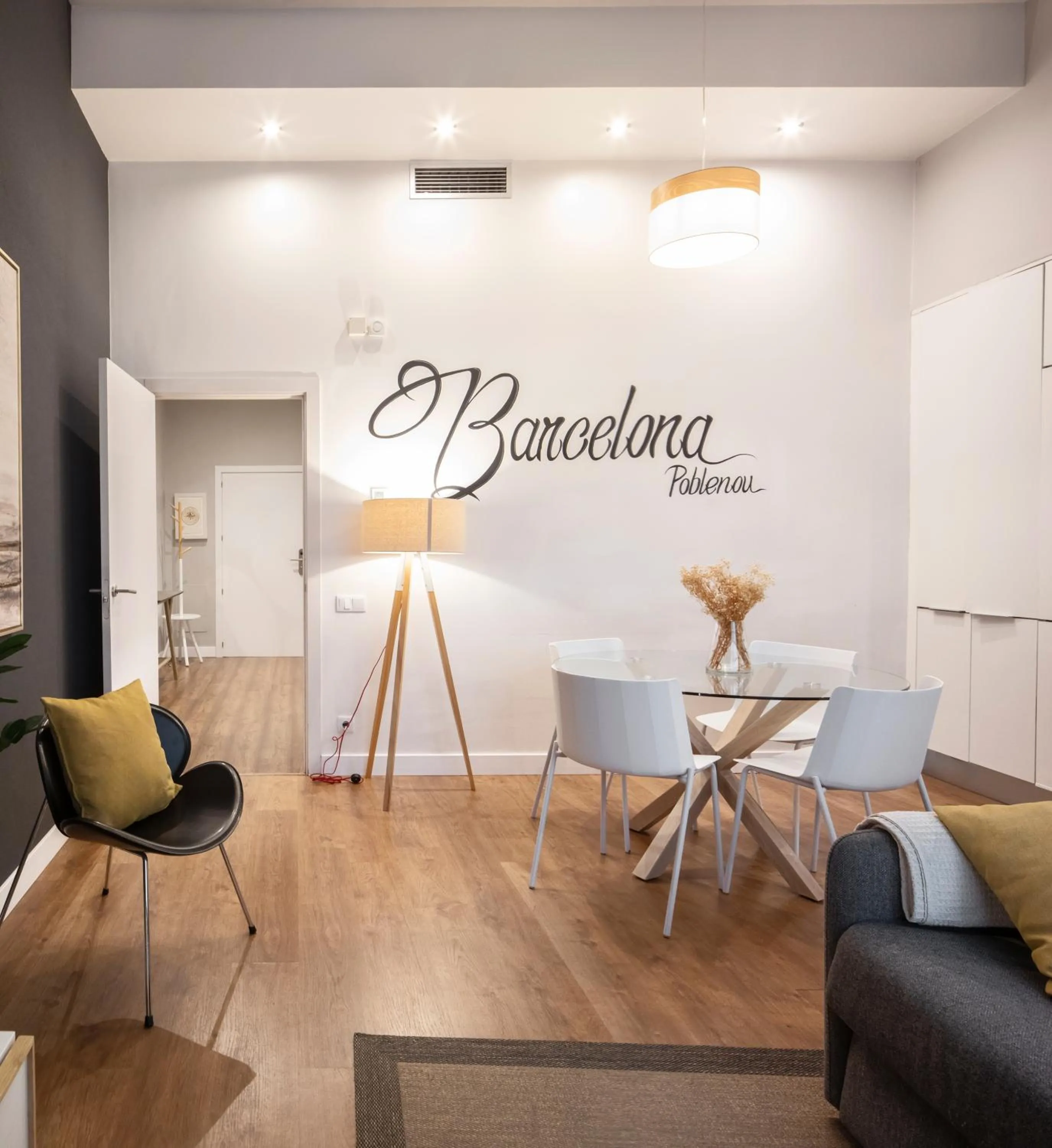 TV and multimedia in Feelathome Poblenou Beach Apartments