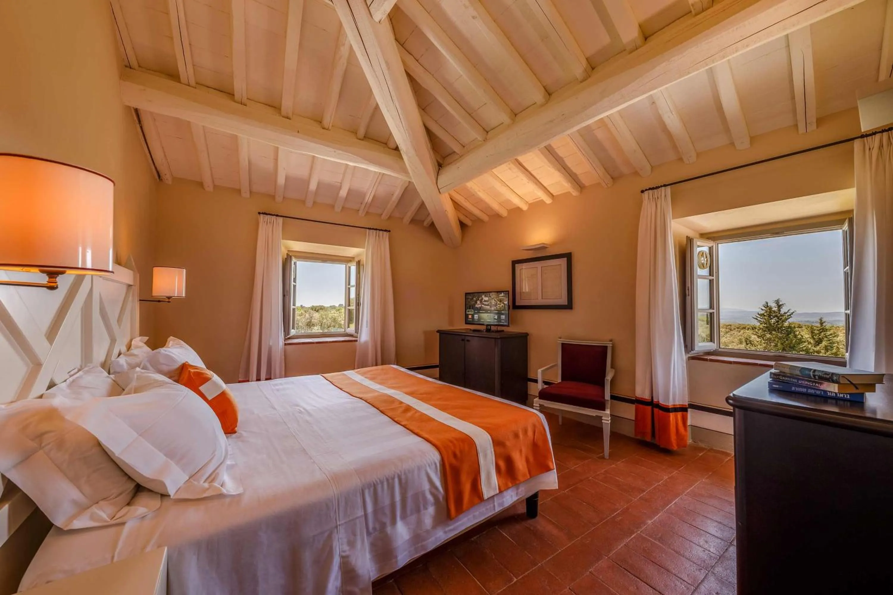 Photo of the whole room, Bed in Borgo Scopeto Wine & Country Relais