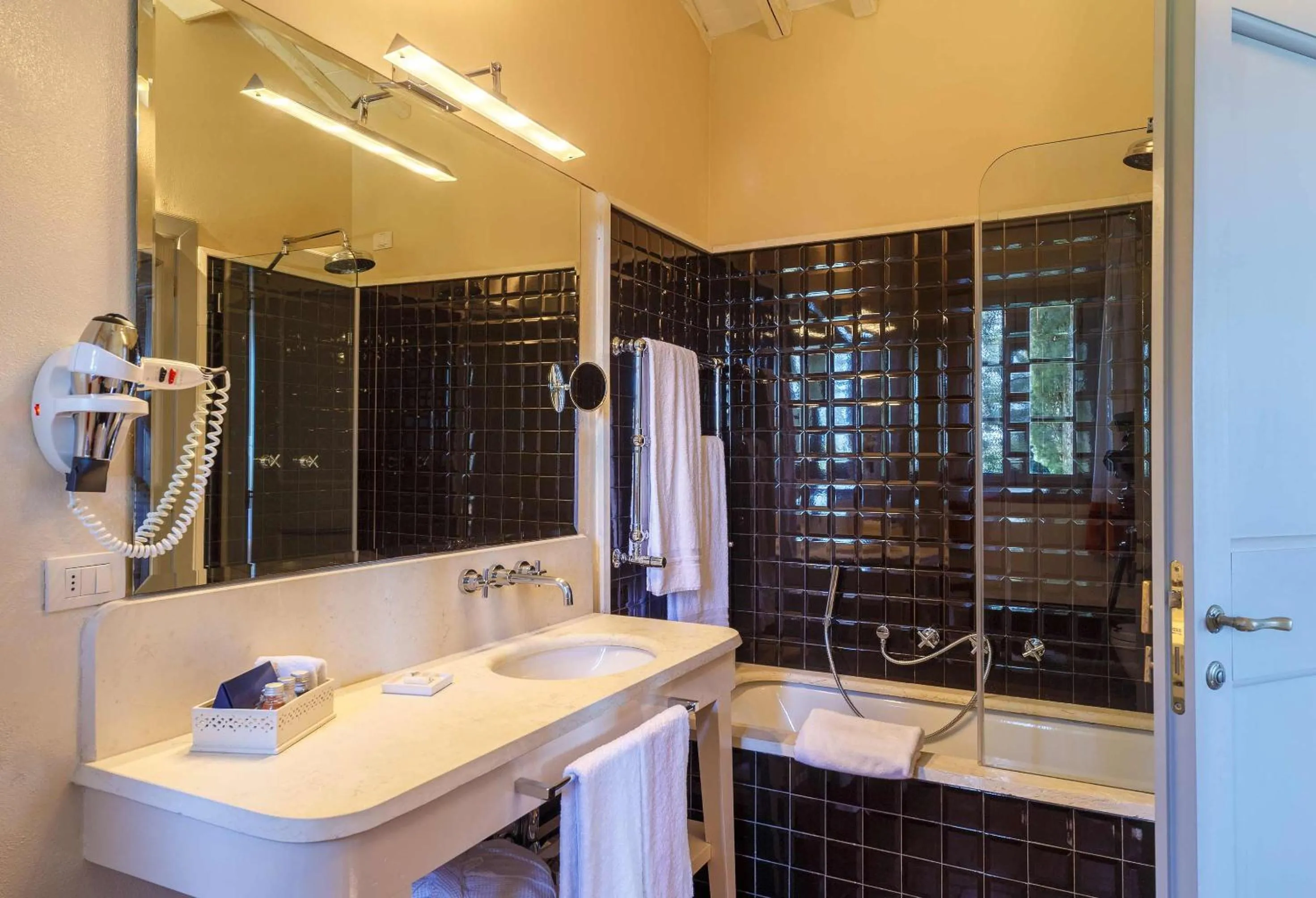 Bathroom in Borgo Scopeto Wine & Country Relais