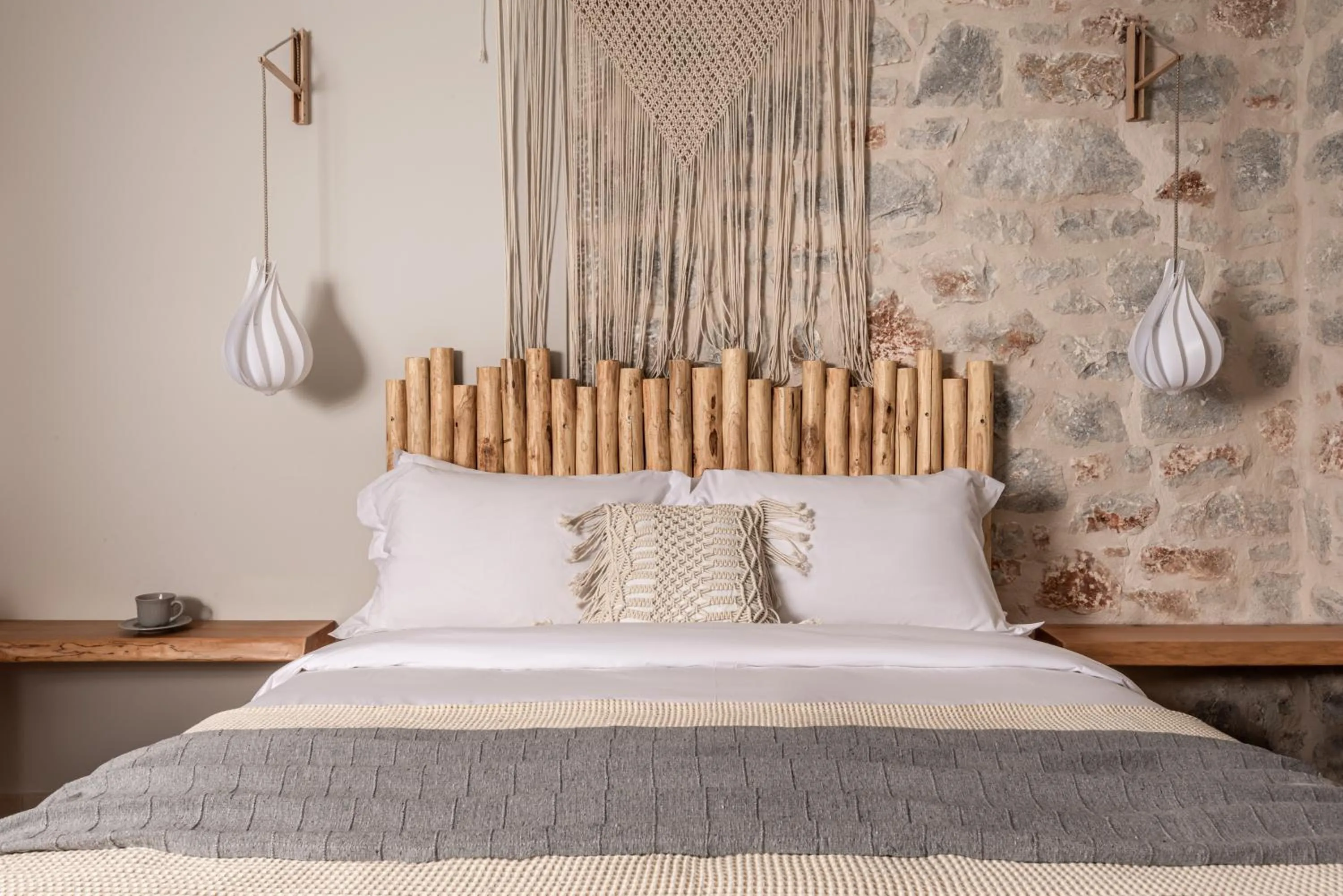 Photo of the whole room, Bed in The Olive Yard