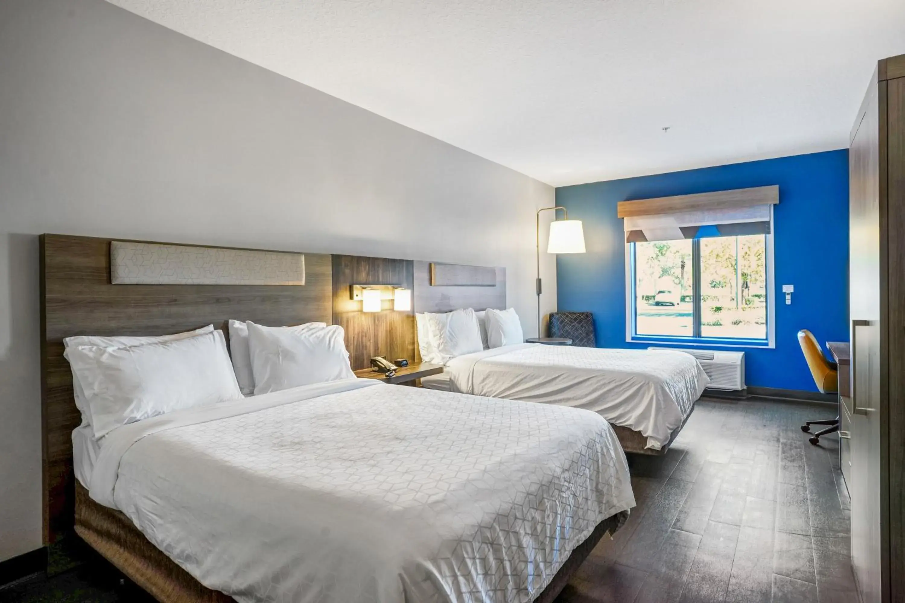 Twin Room - Mobility Access/Hearing Accessible in Holiday Inn Express & Suites Jacksonville - Atlantic Beach by IHG Twin Room - Mobility Access/Hearing Accessible in Holiday Inn Express & Suites Jacksonville - Atlantic Beach by IHG