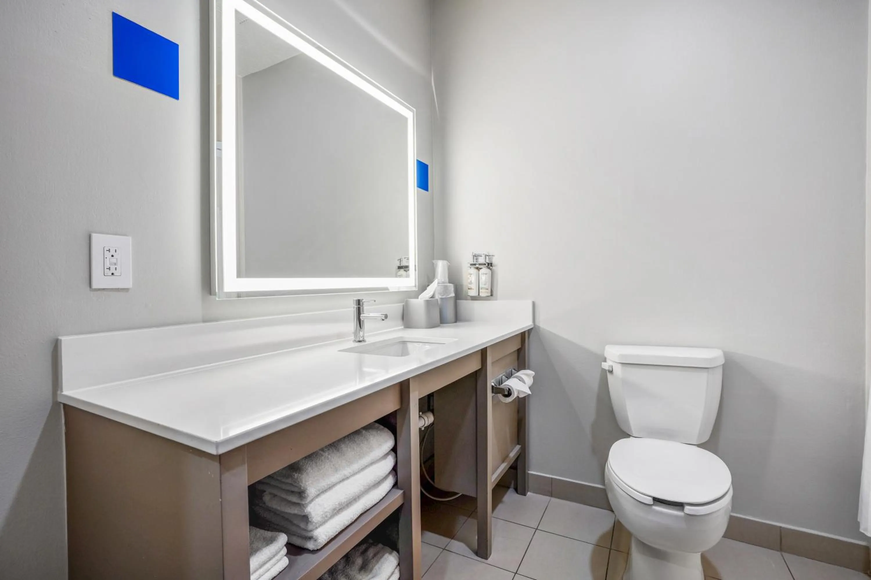 Holiday Inn Express & Suites Jacksonville - Atlantic Beach by IHG