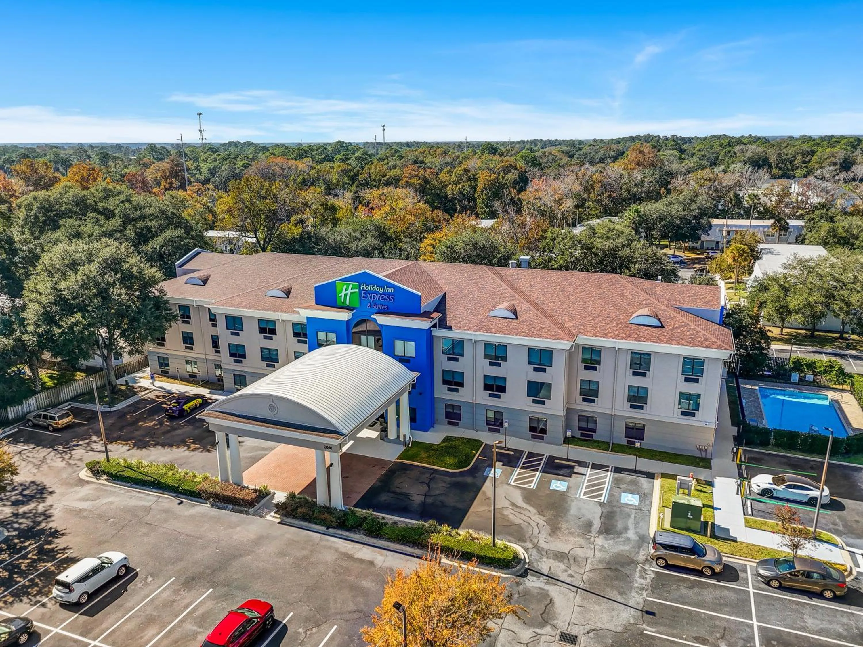 Property building in Holiday Inn Express & Suites Jacksonville - Atlantic Beach by IHG