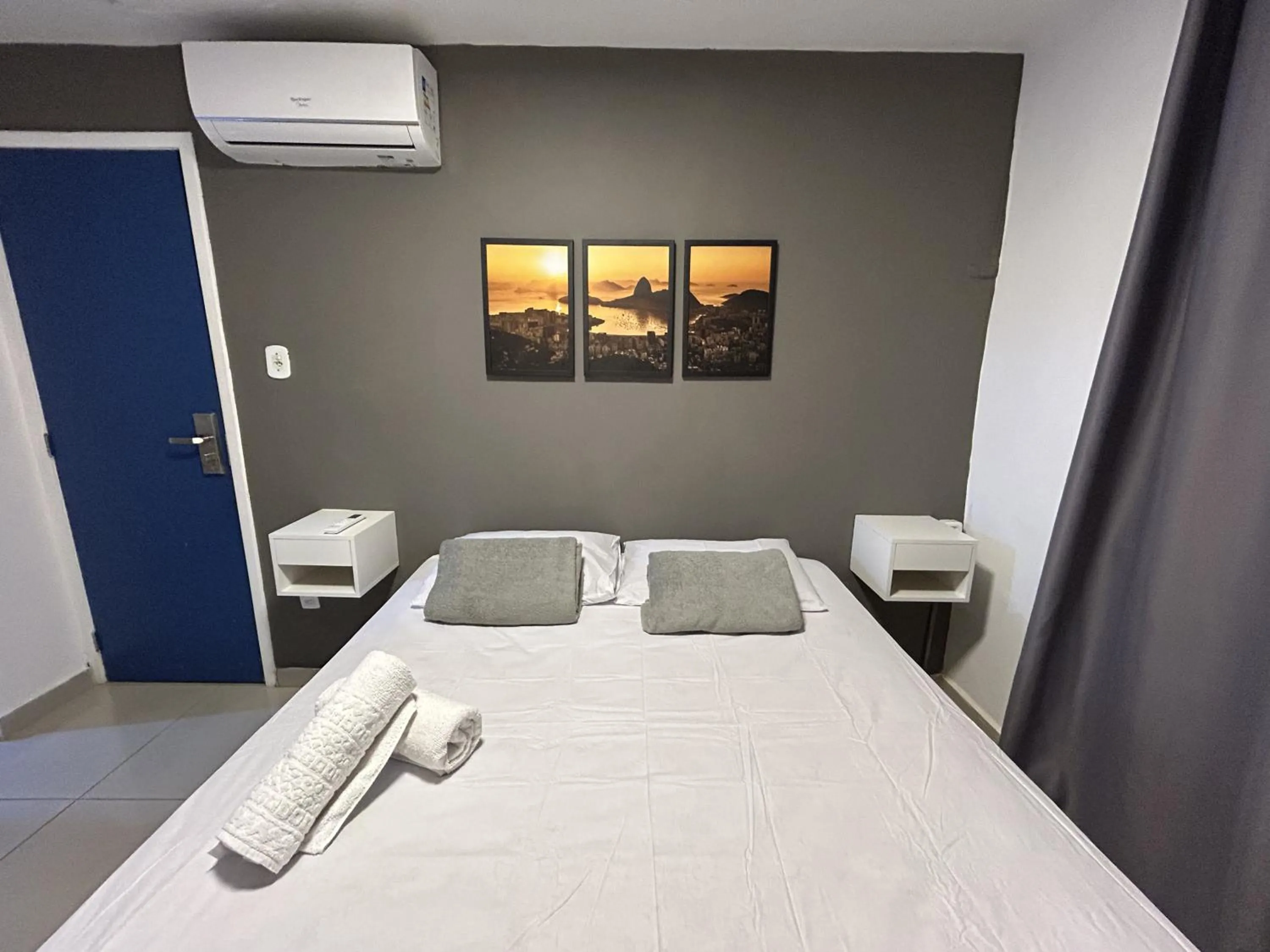 Bed in El Misti Suites Copacabana