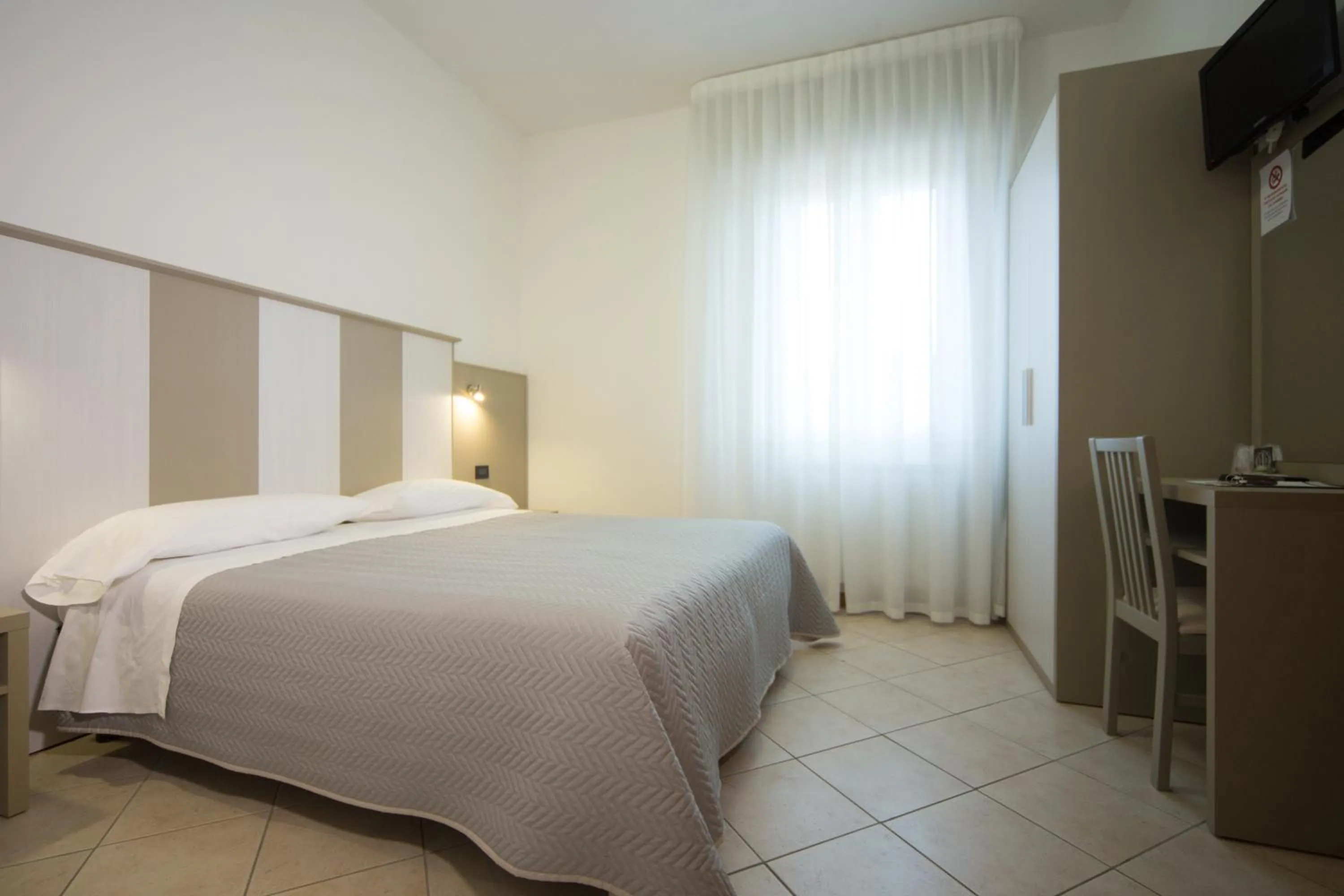 Photo of the whole room, Bed in Risorgimento - Albergo - Bar