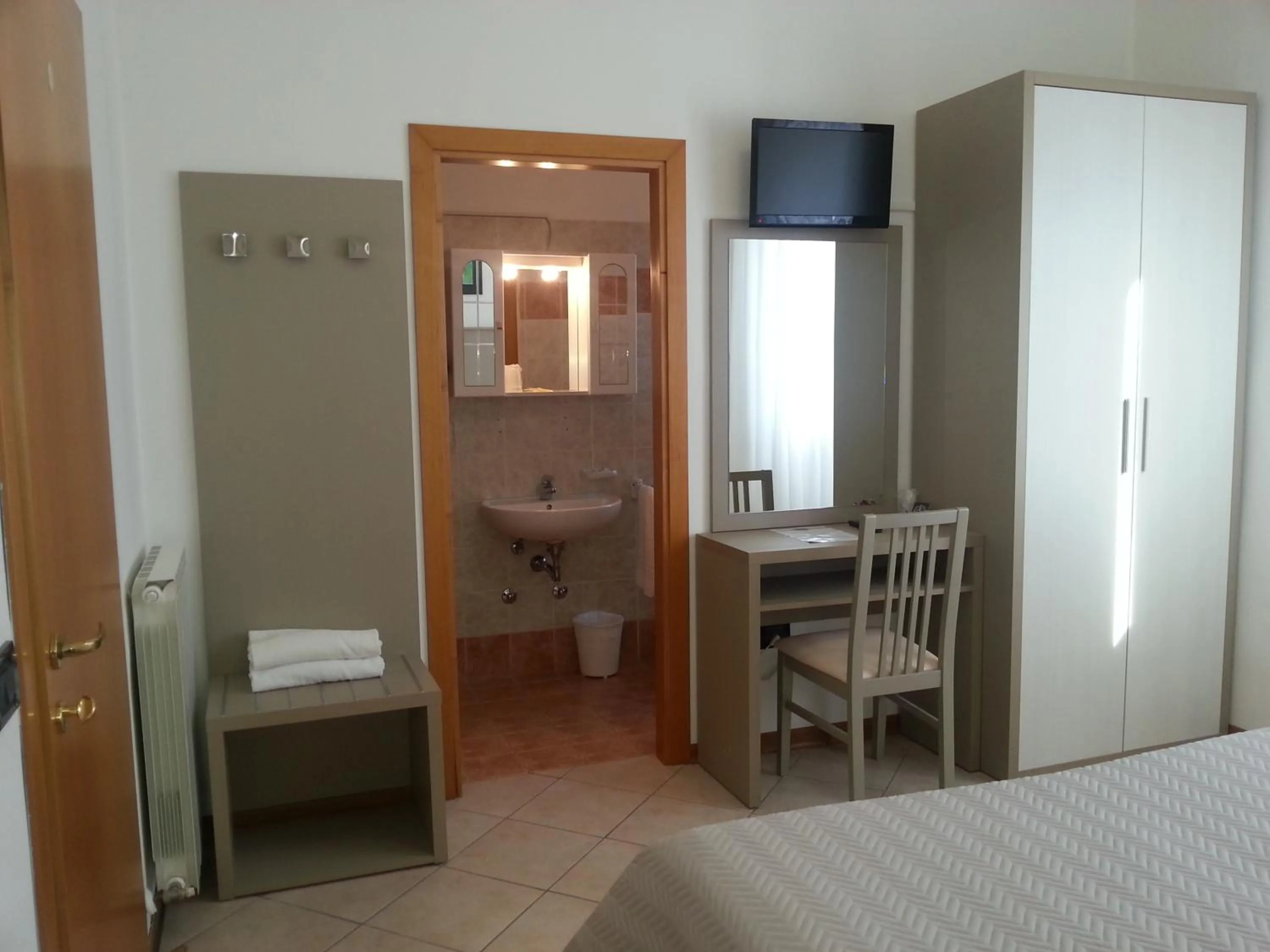 Photo of the whole room, Bed in Risorgimento - Albergo - Bar