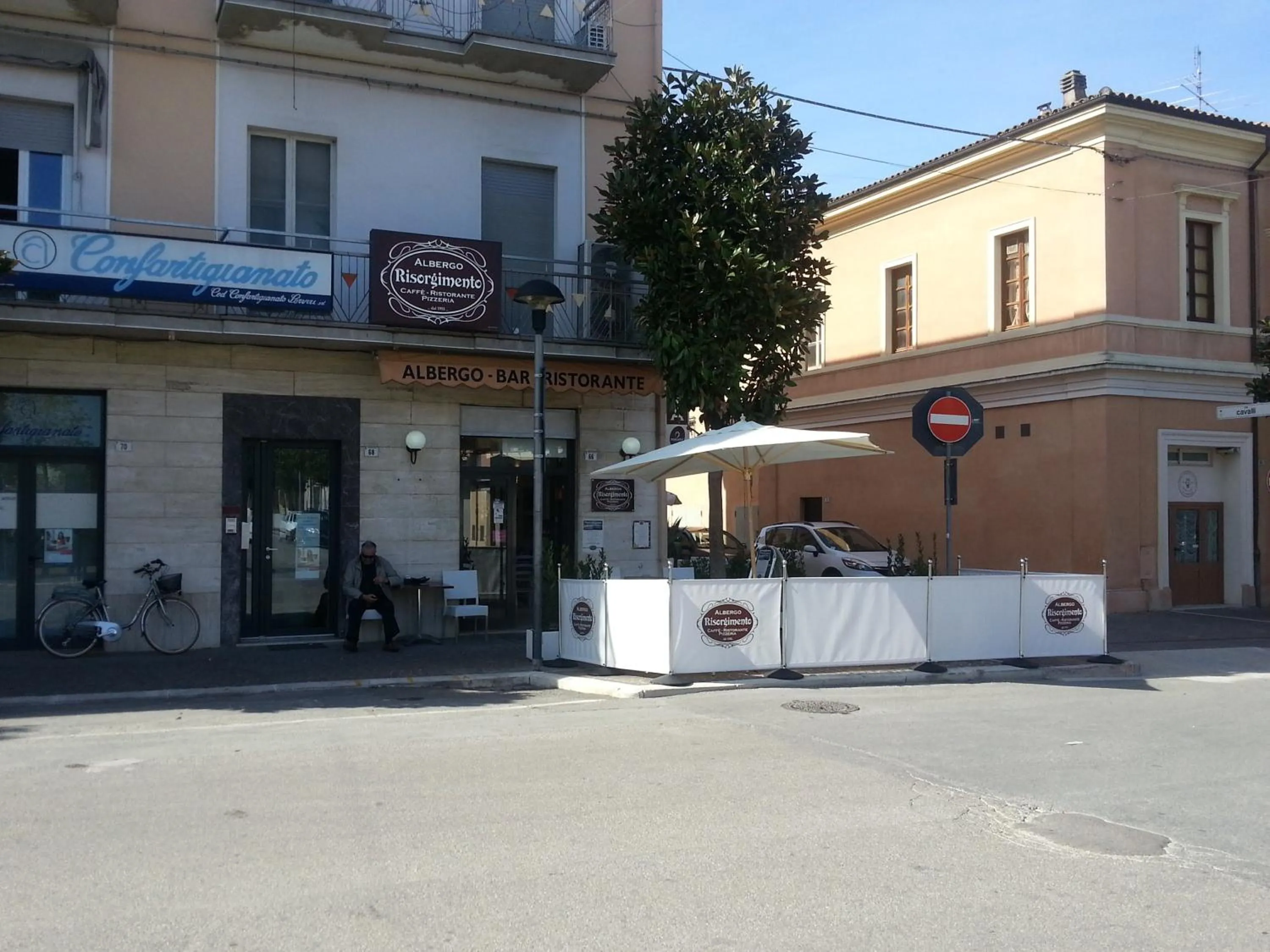 Facade/entrance in Risorgimento - Albergo - Bar