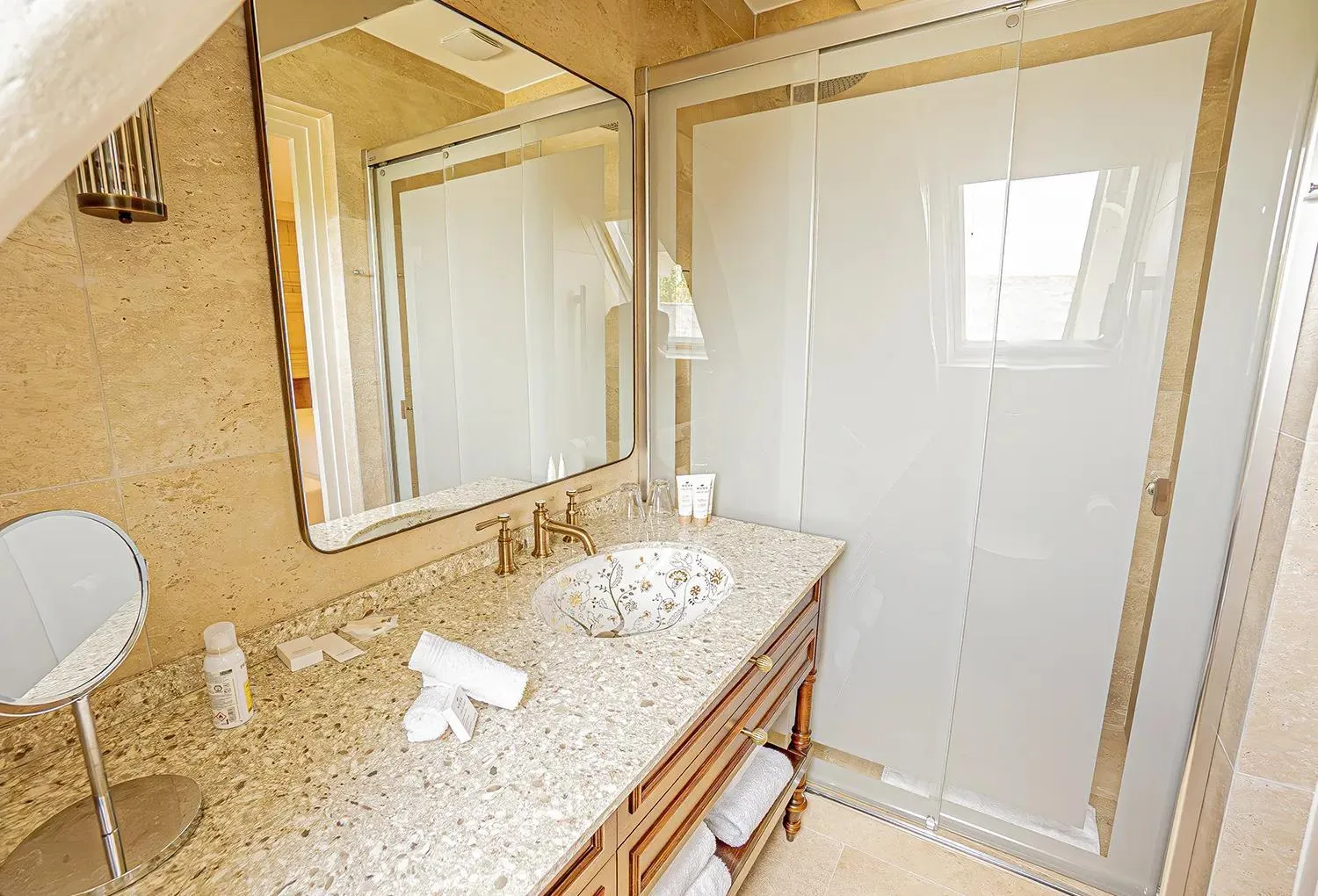 Shower in Château De Noirieux