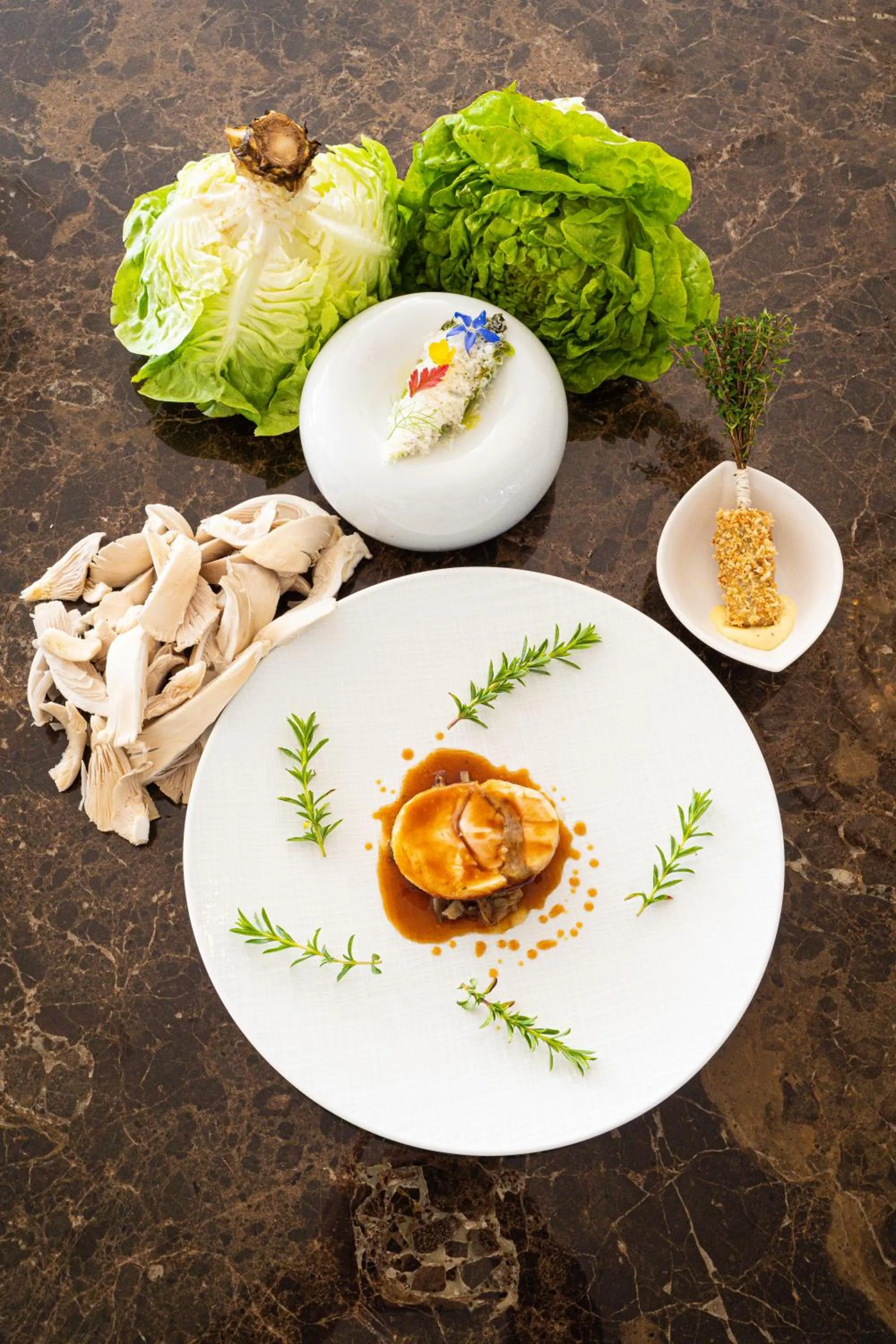 Restaurant/places to eat in Château De Noirieux