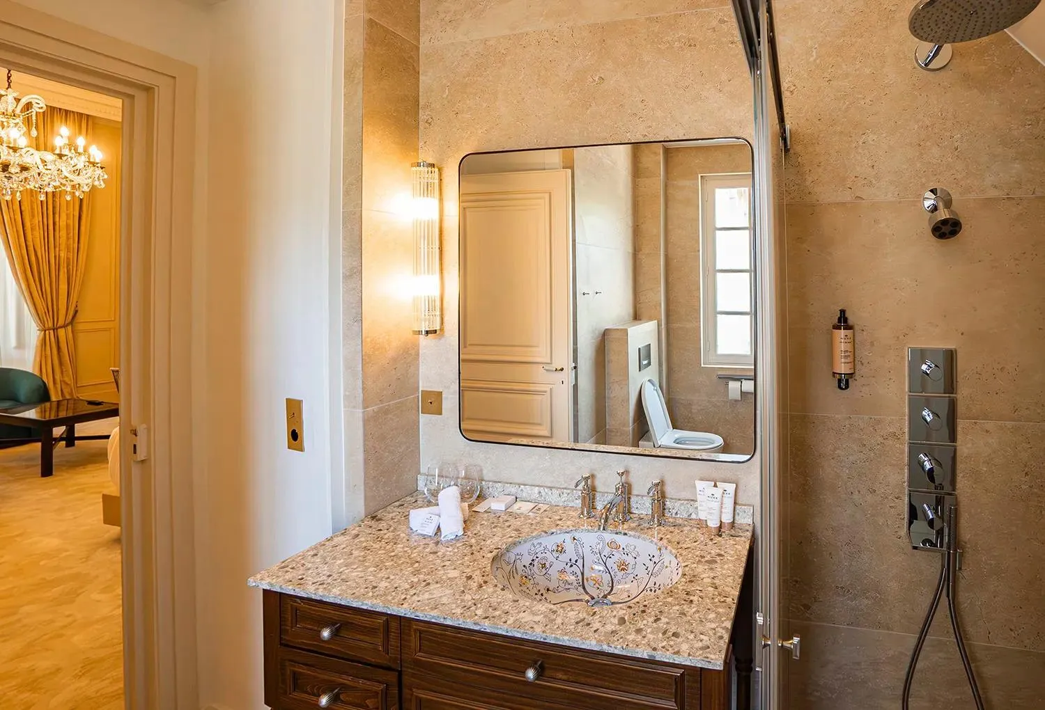 Shower in Château De Noirieux