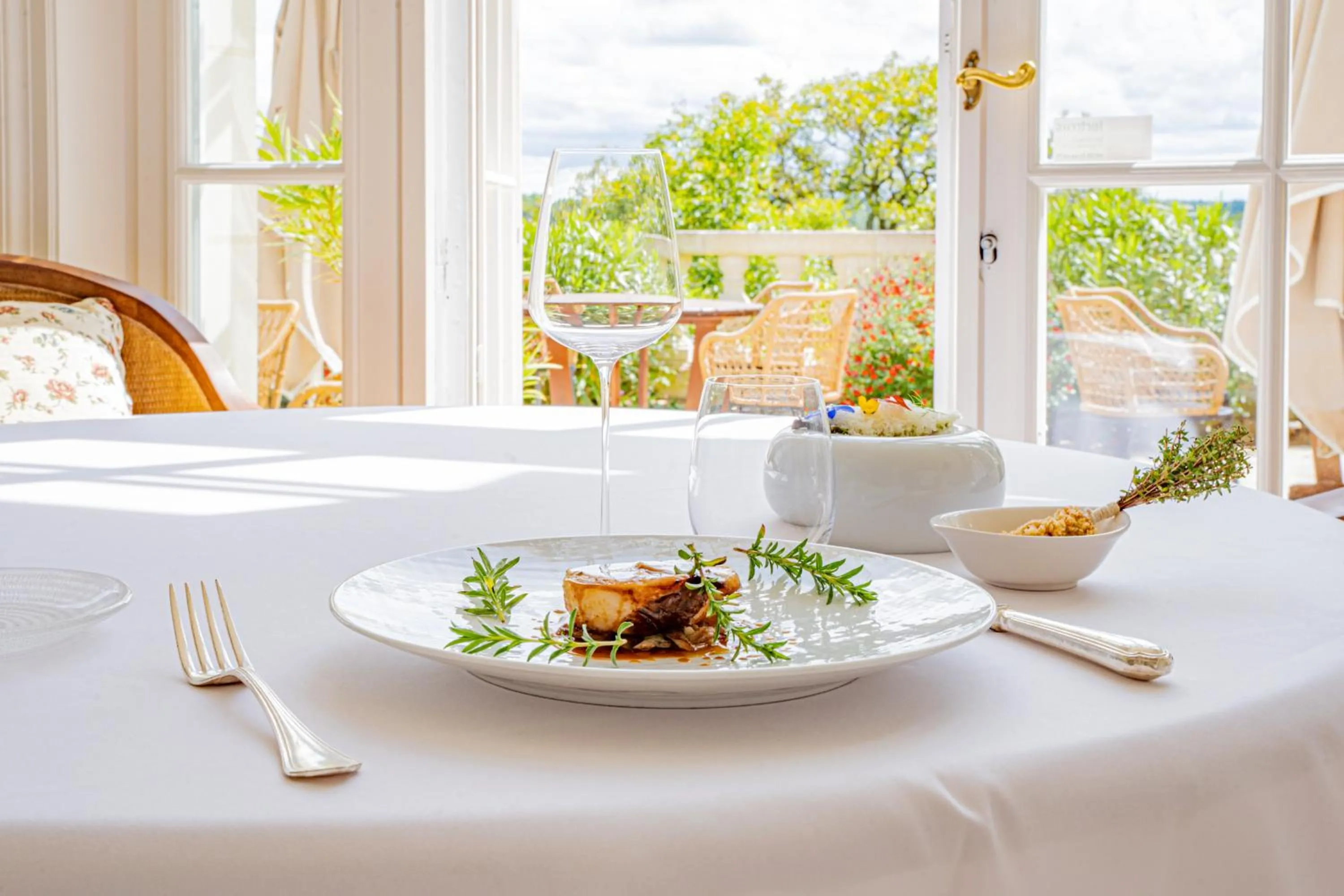 Restaurant/places to eat in Château De Noirieux