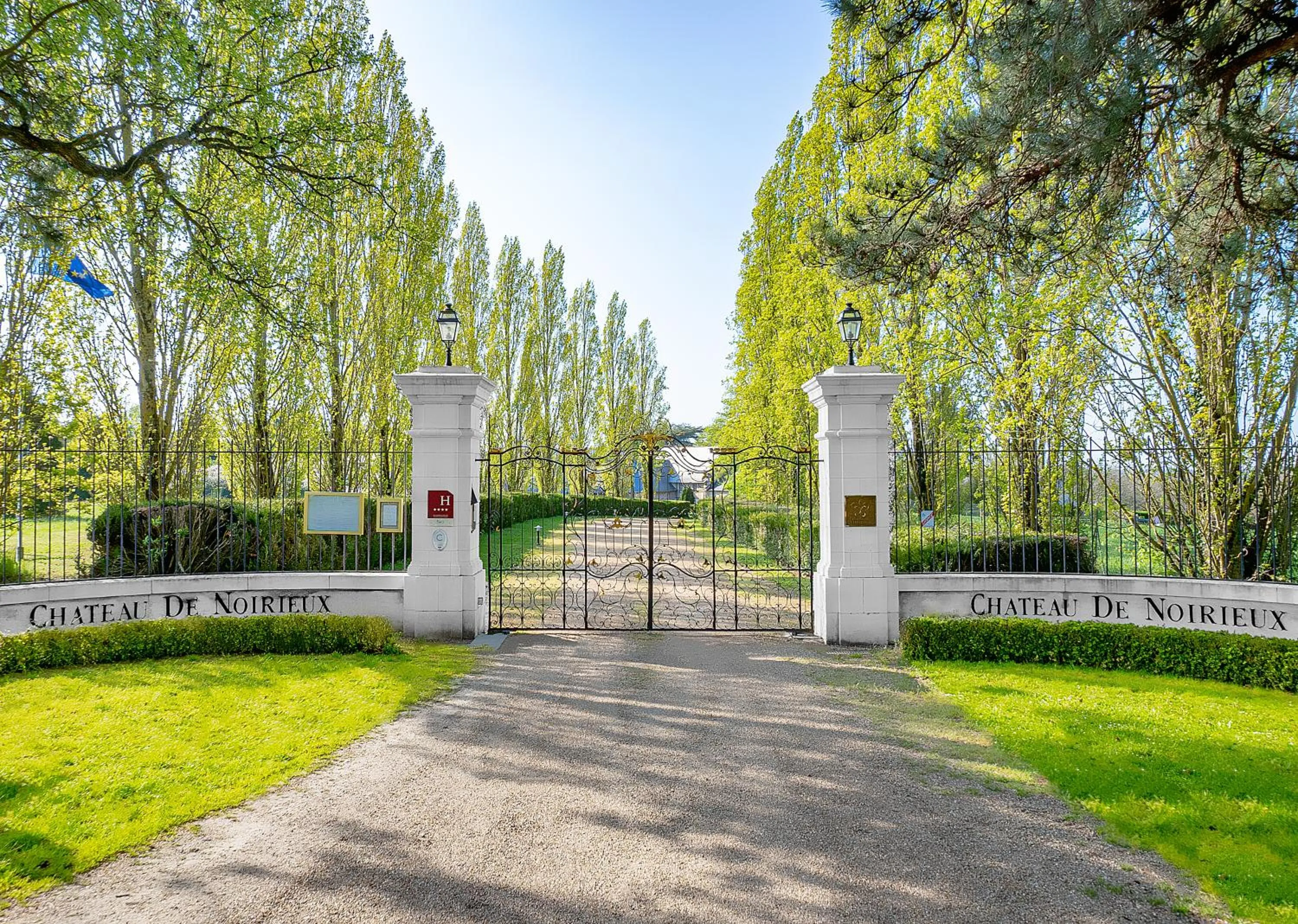 Facade/entrance in Château De Noirieux