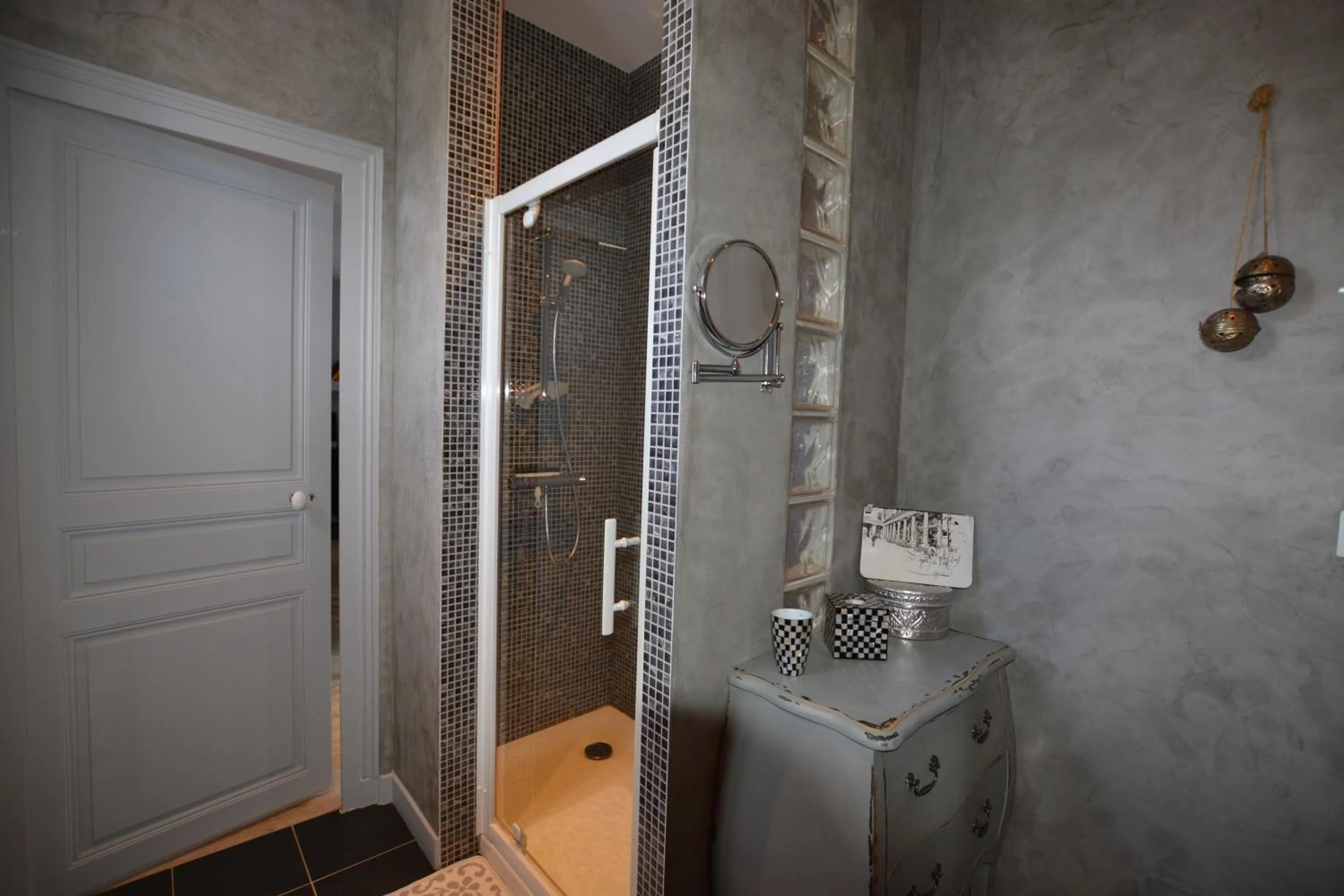 Bathroom in La Pénesais