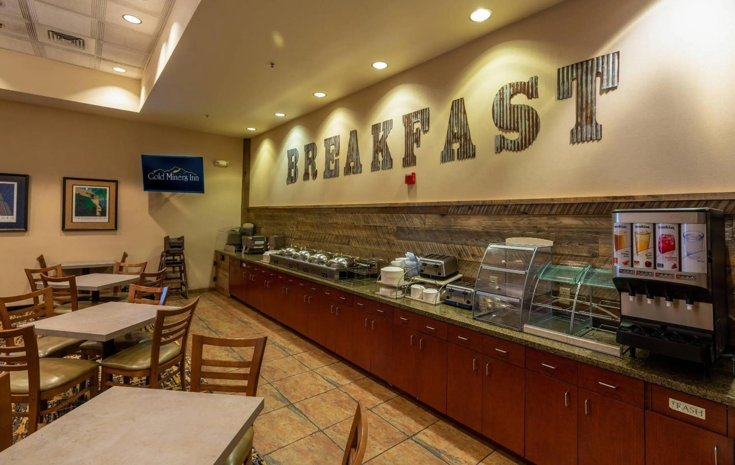 Breakfast in Gold Miners Inn Grass Valley, an Ascend Collection Hotel