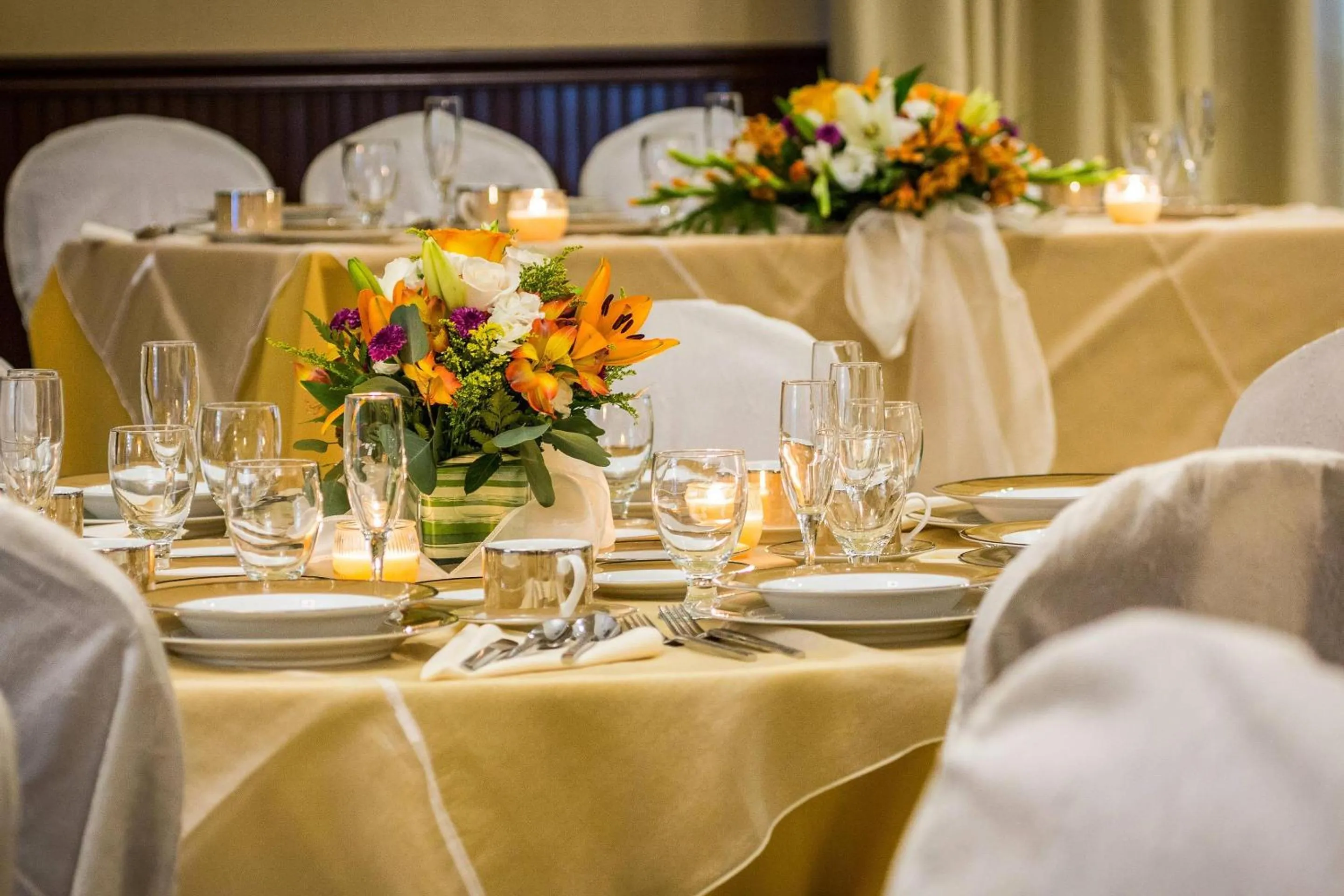 Meeting/conference room in Gold Miners Inn Grass Valley, an Ascend Collection Hotel