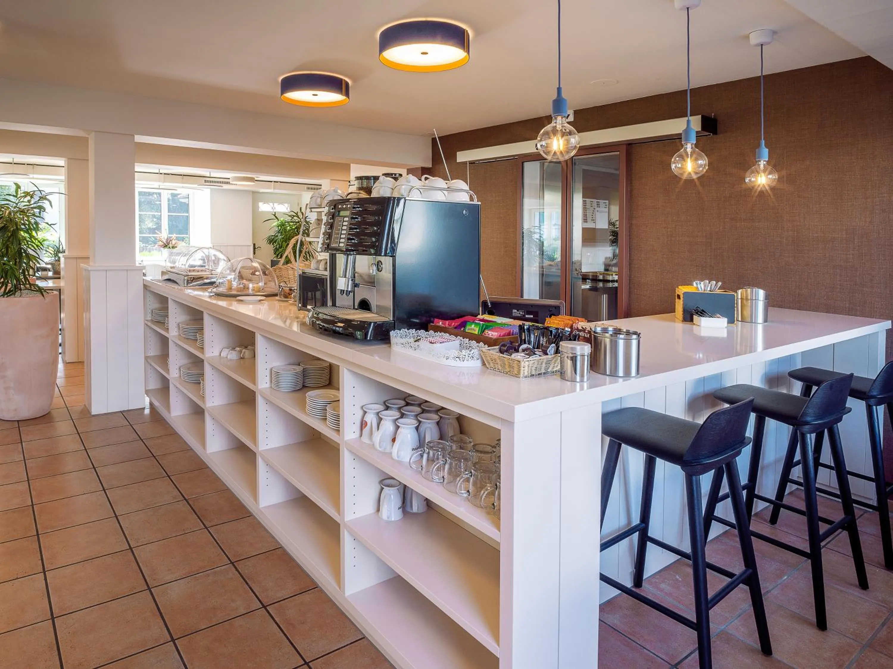 Breakfast in Bären Self Check-in Hotel