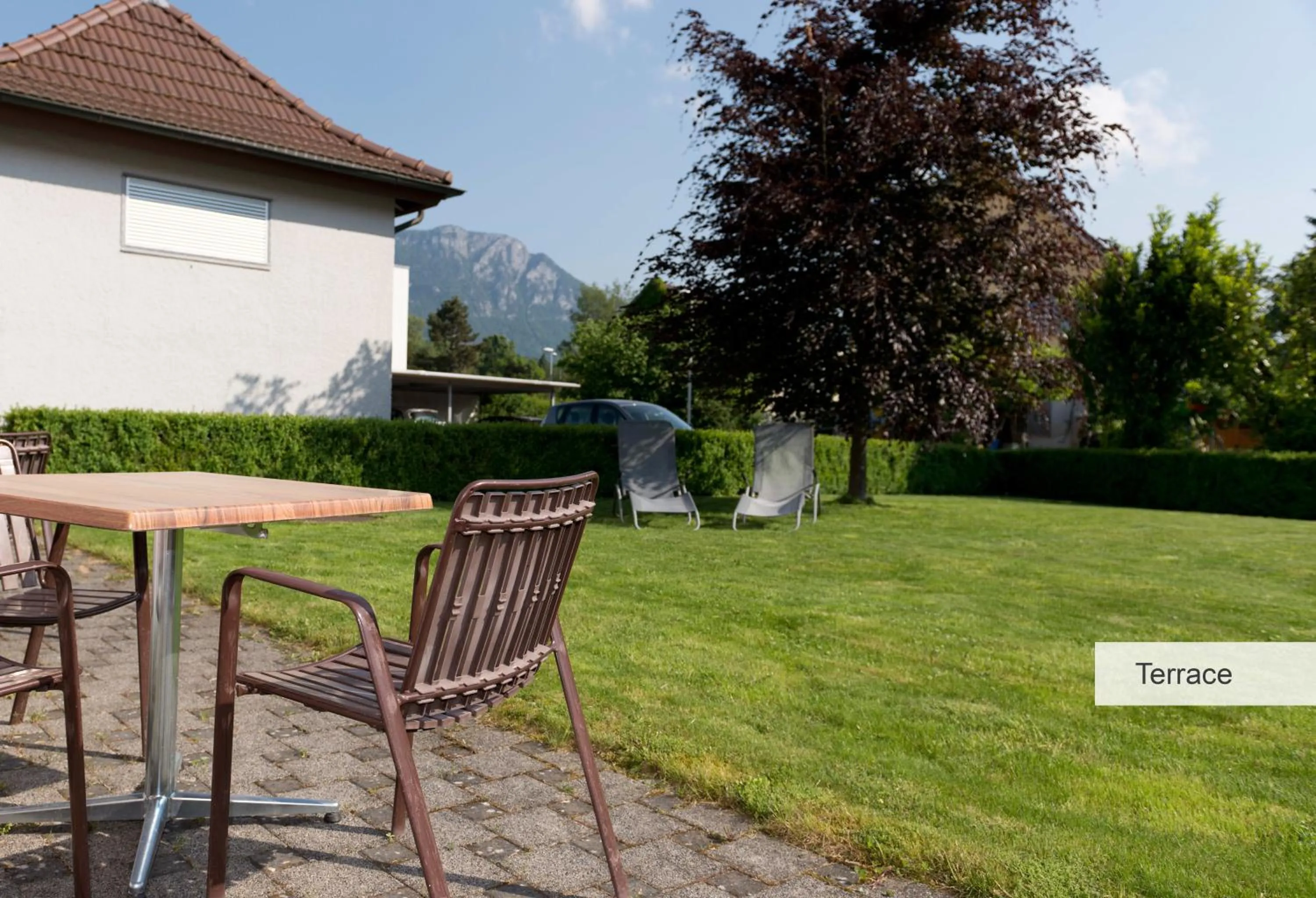 Day in Bären Self Check-in Hotel