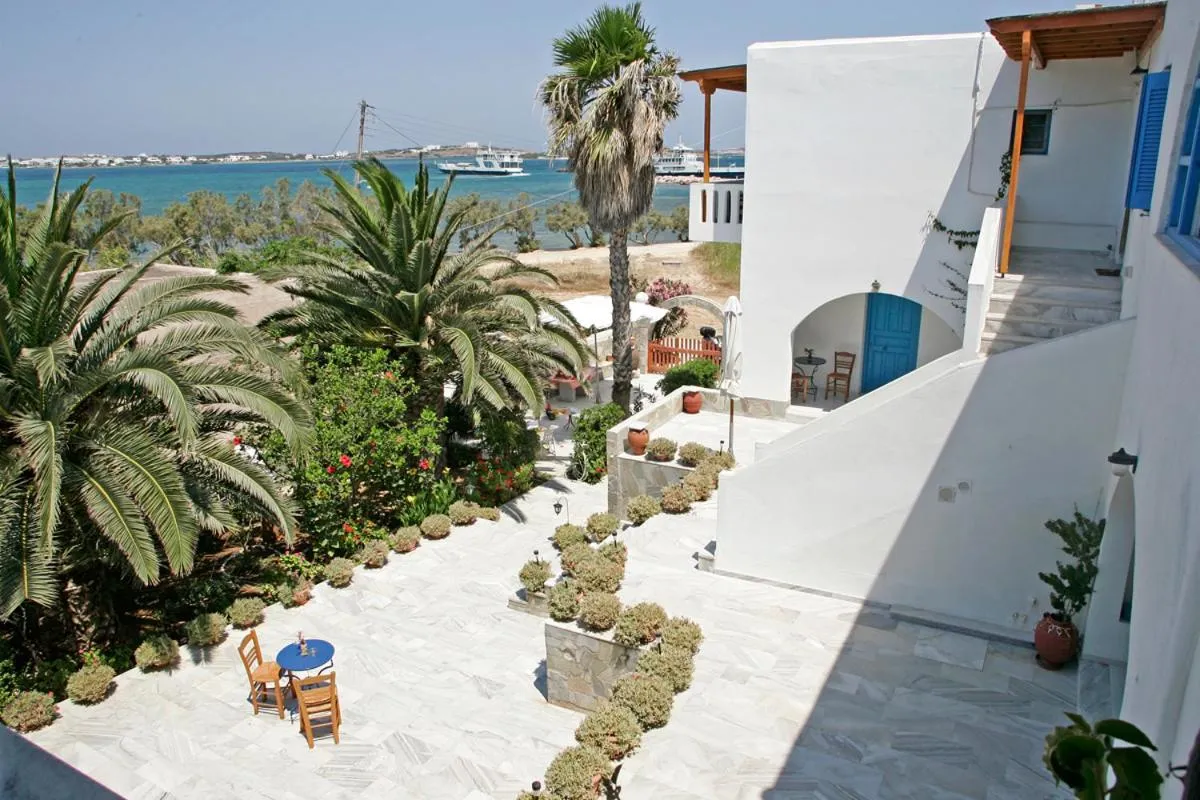 Facade/entrance in Remvi Studios