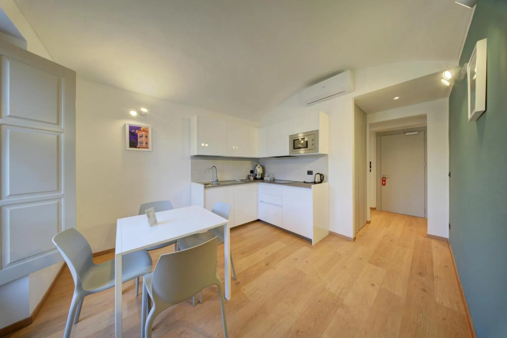 Kitchen or kitchenette in Liberty Hotel