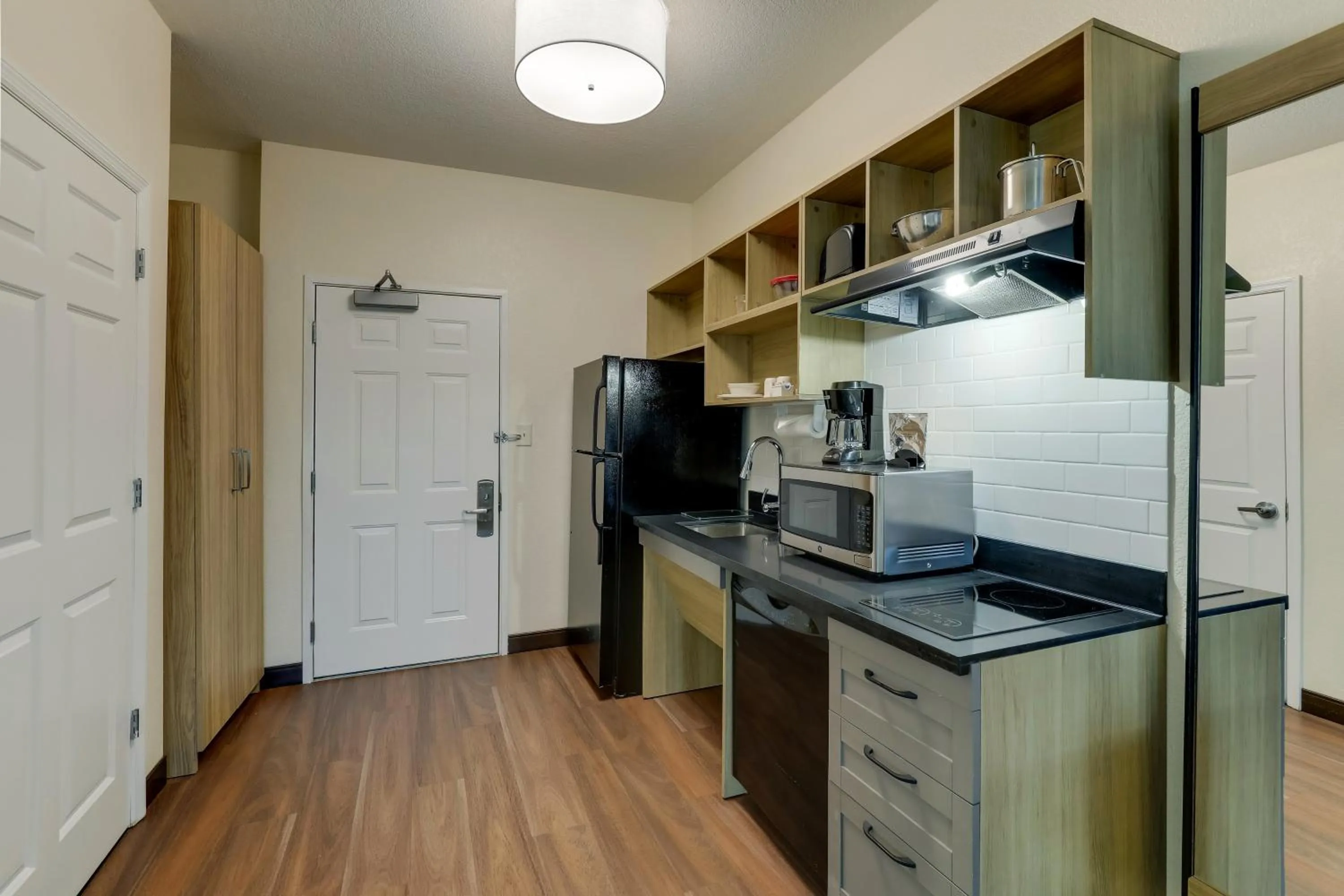 Photo of the whole room in Candlewood Suites Lexington by IHG