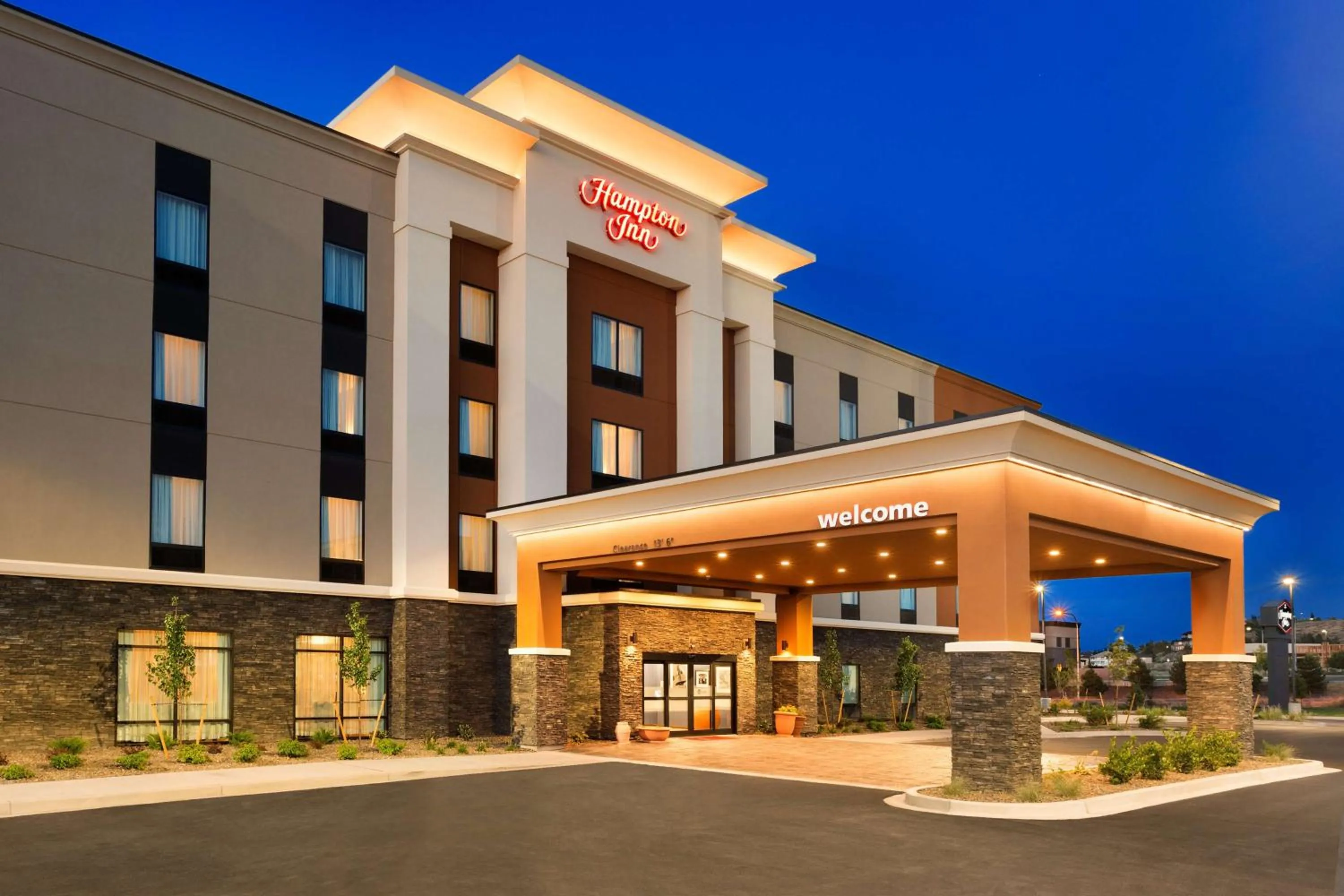 Property building in Hampton Inn & Suites by Hilton Walla Walla