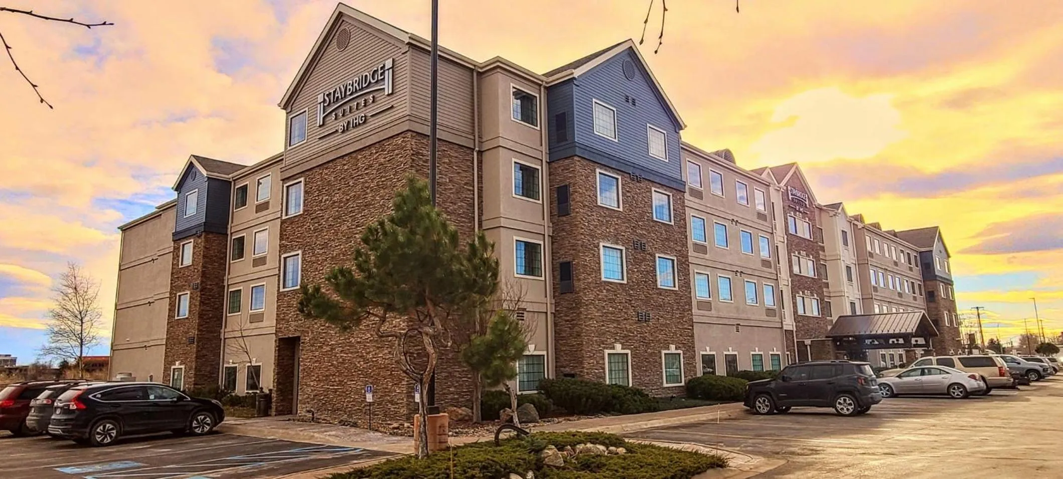 Property building in Staybridge Suites Great Falls by IHG