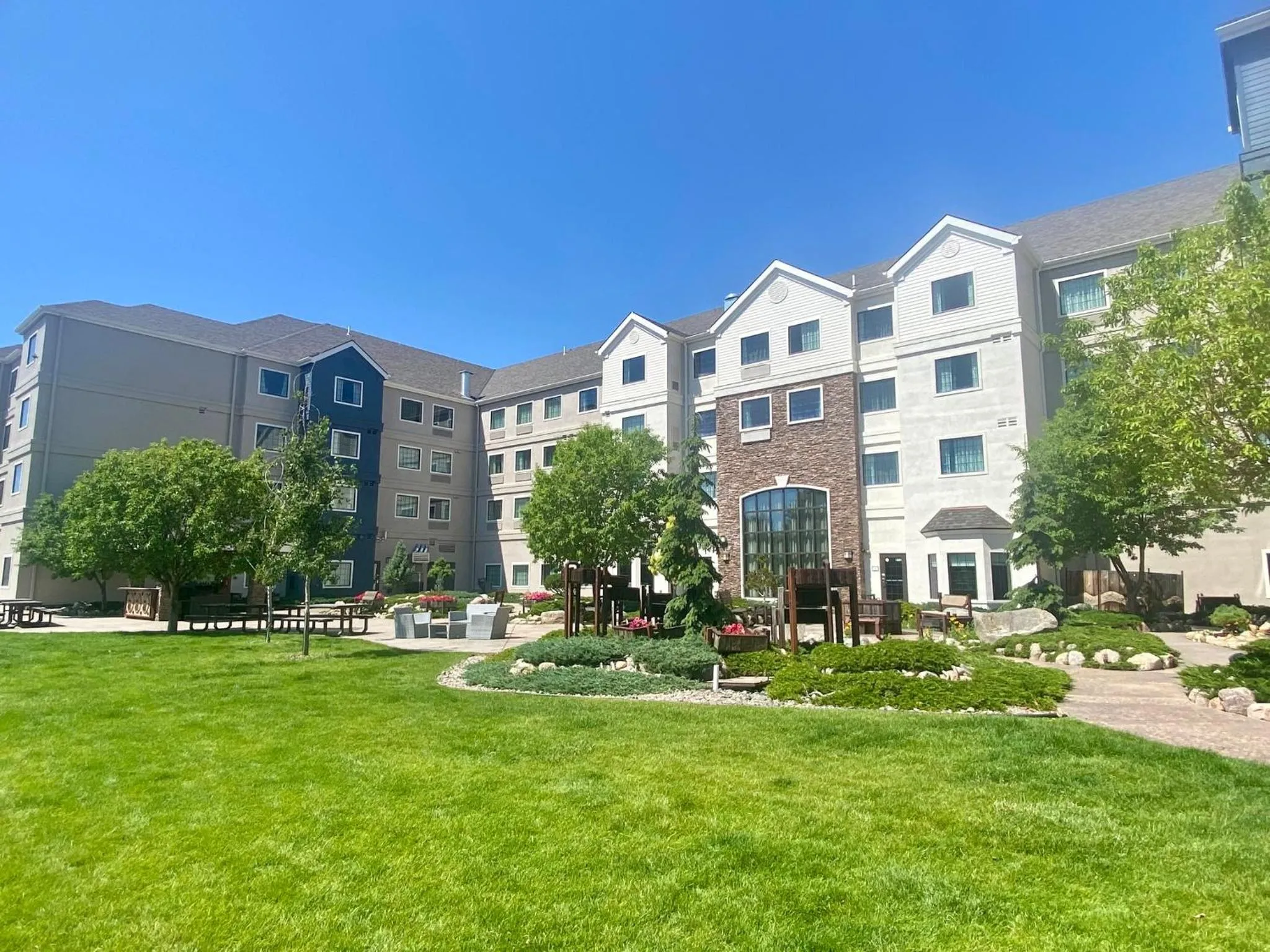 Property building in Staybridge Suites Great Falls by IHG