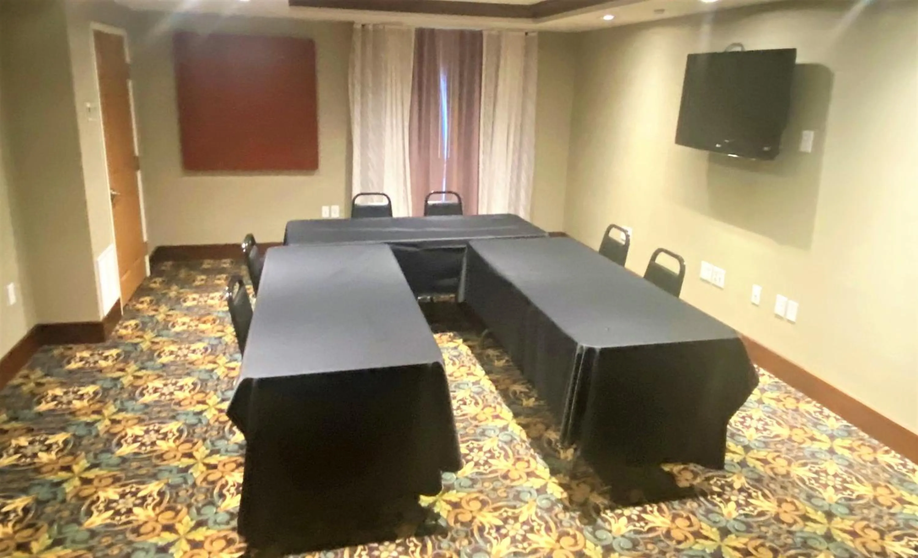 Meeting/conference room in Staybridge Suites Great Falls by IHG