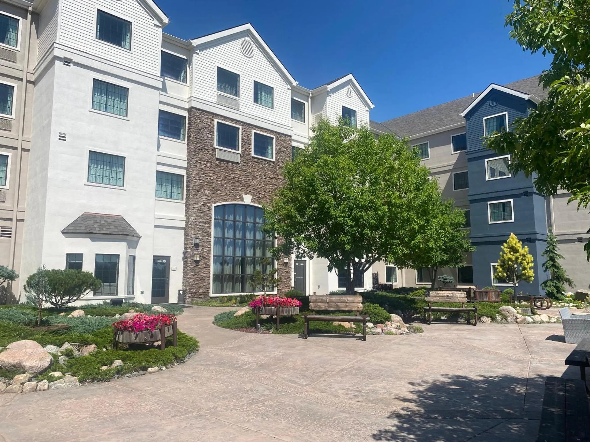 Property building in Staybridge Suites Great Falls by IHG