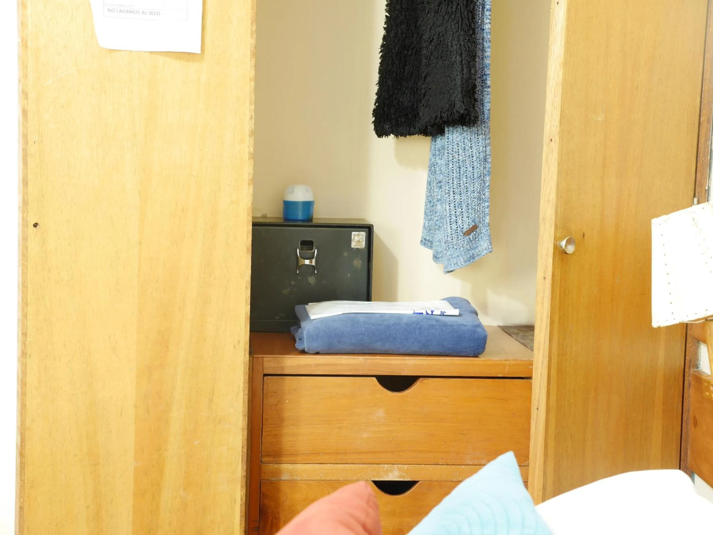 safe, Bed in Suite Service Apart Hotel