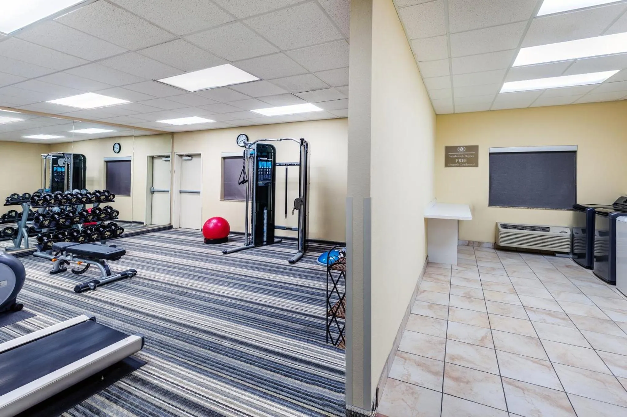 Spa and wellness centre/facilities in Candlewood Suites Georgetown by IHG