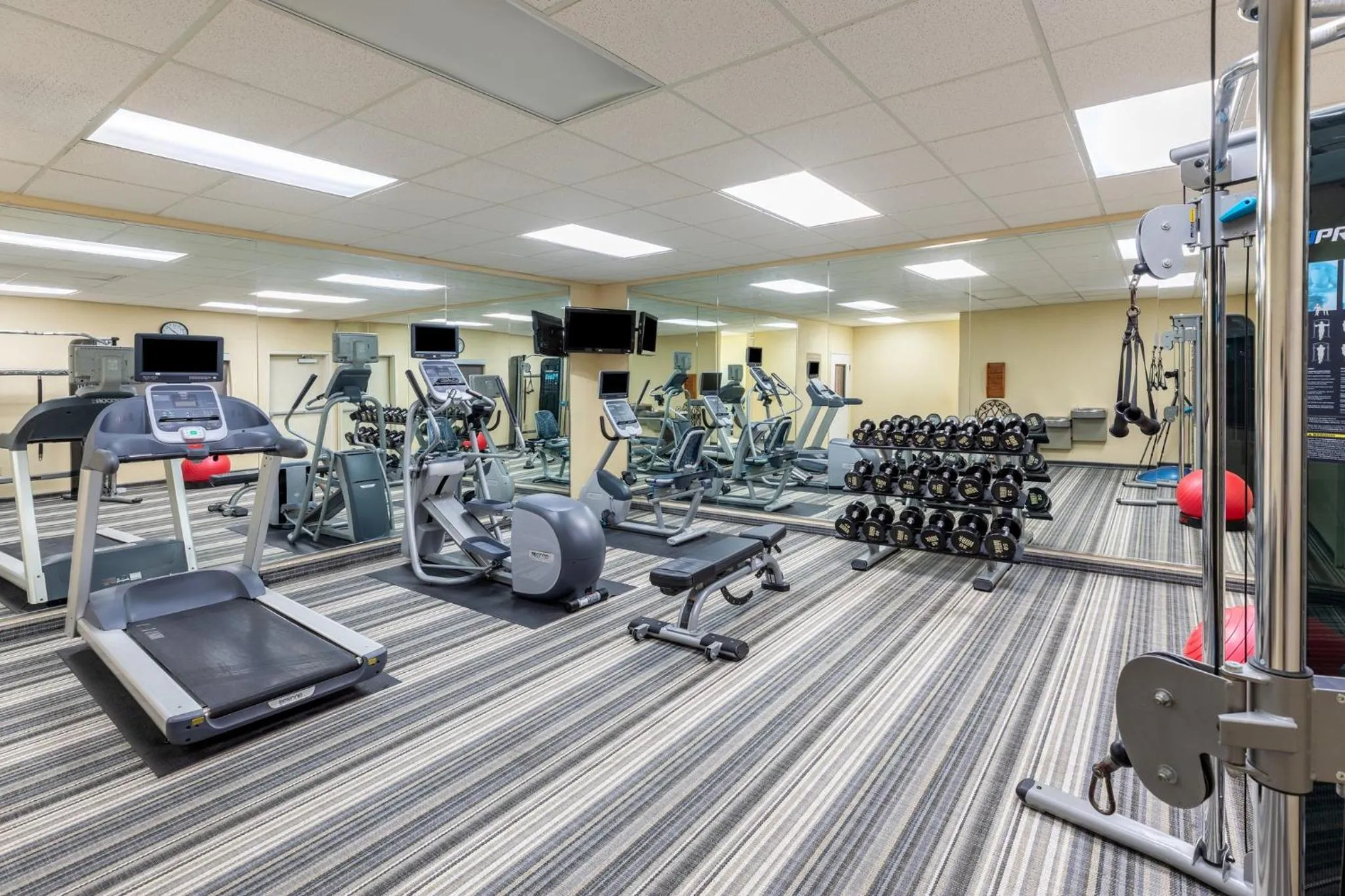 Spa and wellness centre/facilities in Candlewood Suites Georgetown by IHG