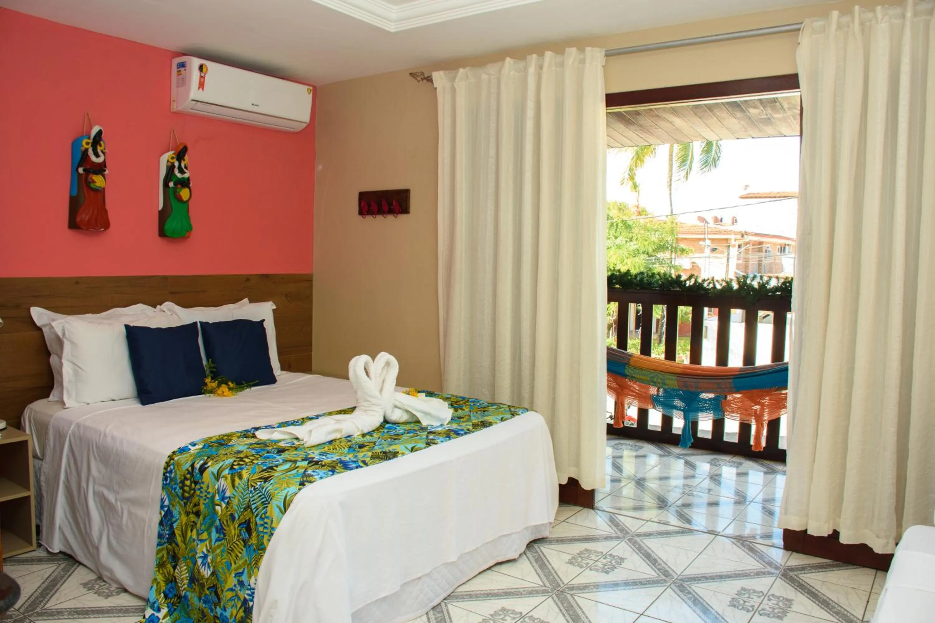 Bed in Pousada Velosmar