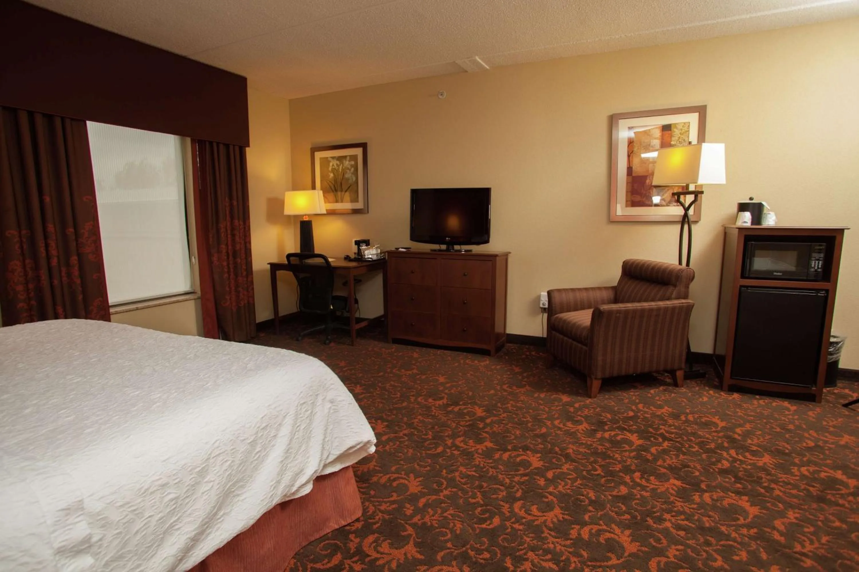Bedroom, Bed in Hampton Inn Elmira/Horseheads