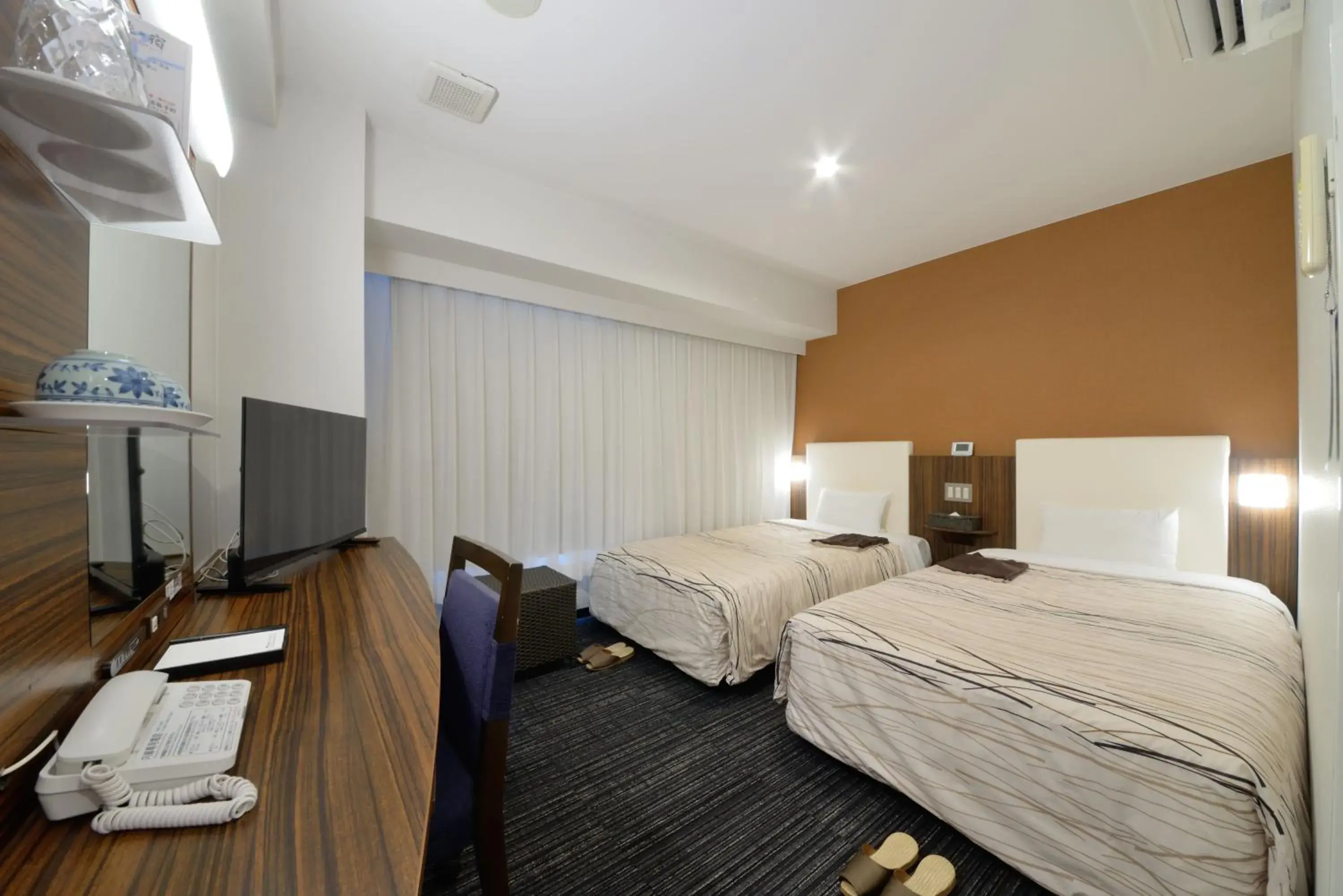 Twin Room - single occupancy - Non-Smoking in Fukui Manten Hotel Ekimae Twin Room - single occupancy - Non-Smoking in Fukui Manten Hotel Ekimae